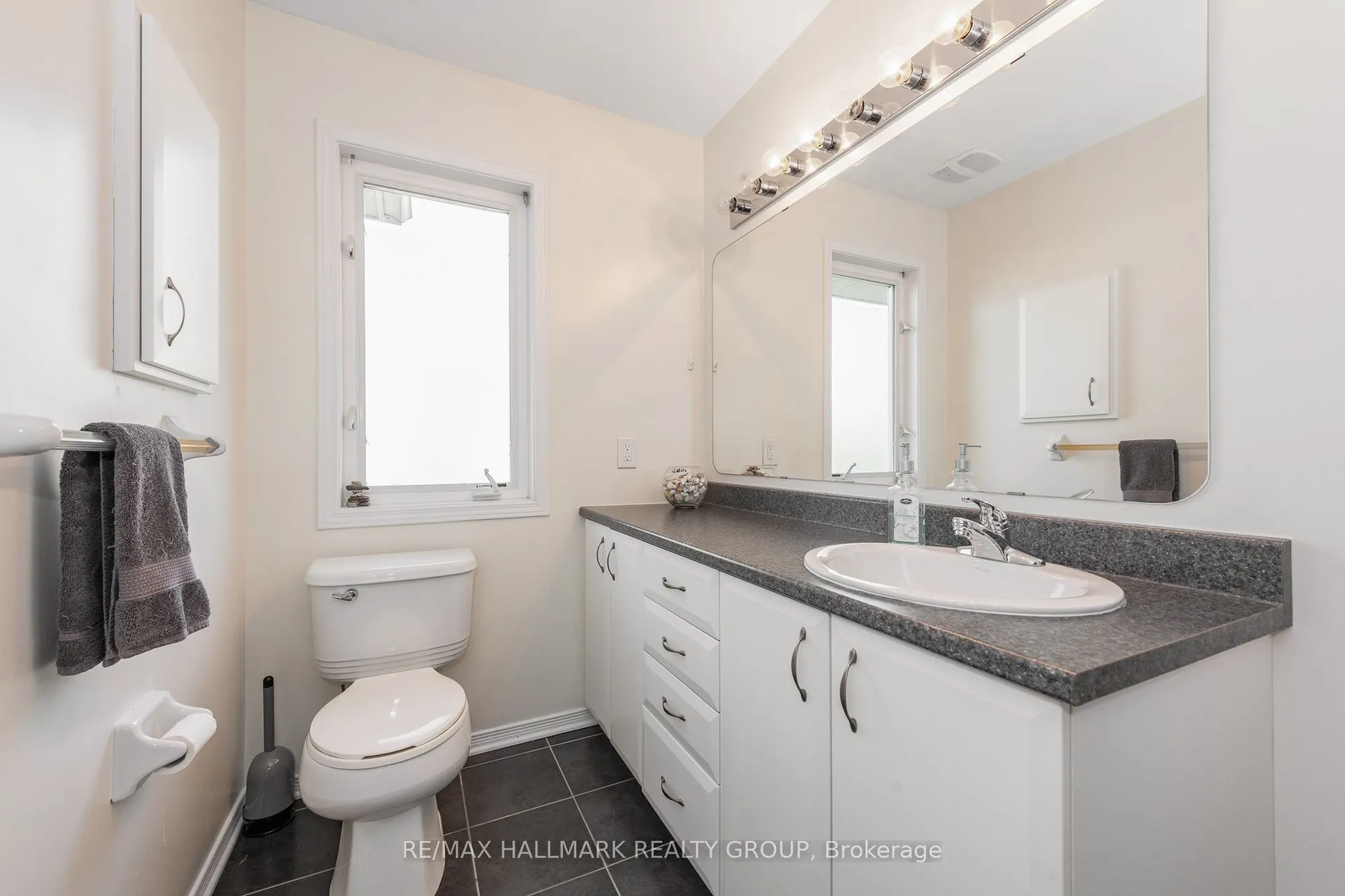 261 Parkrose Private