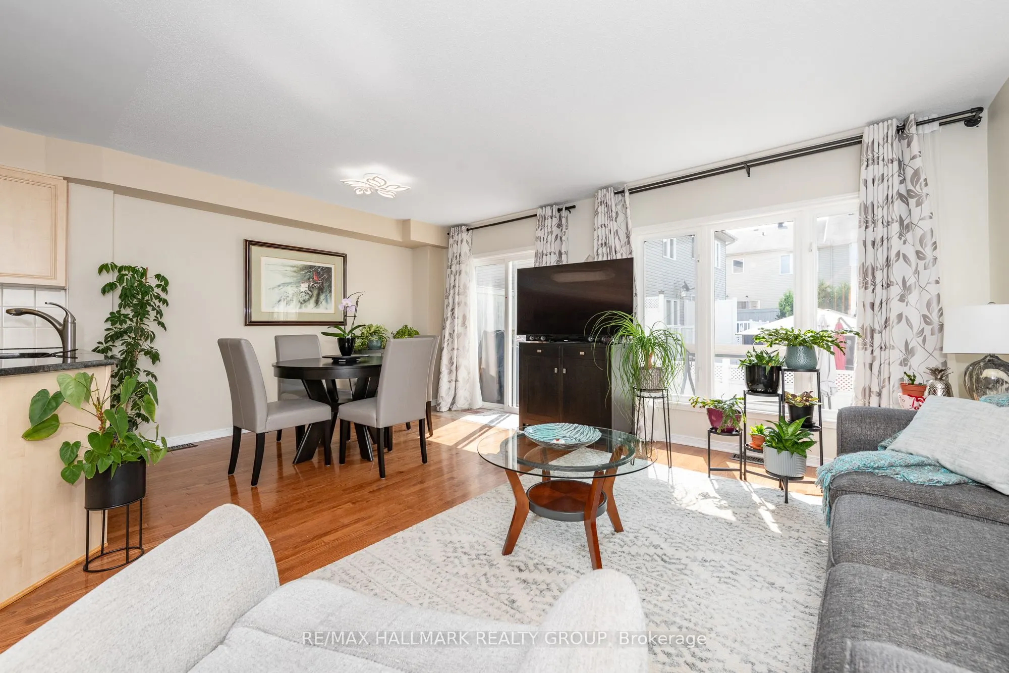261 Parkrose Private