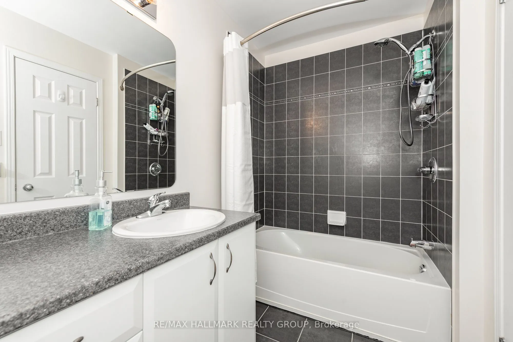 261 Parkrose Private