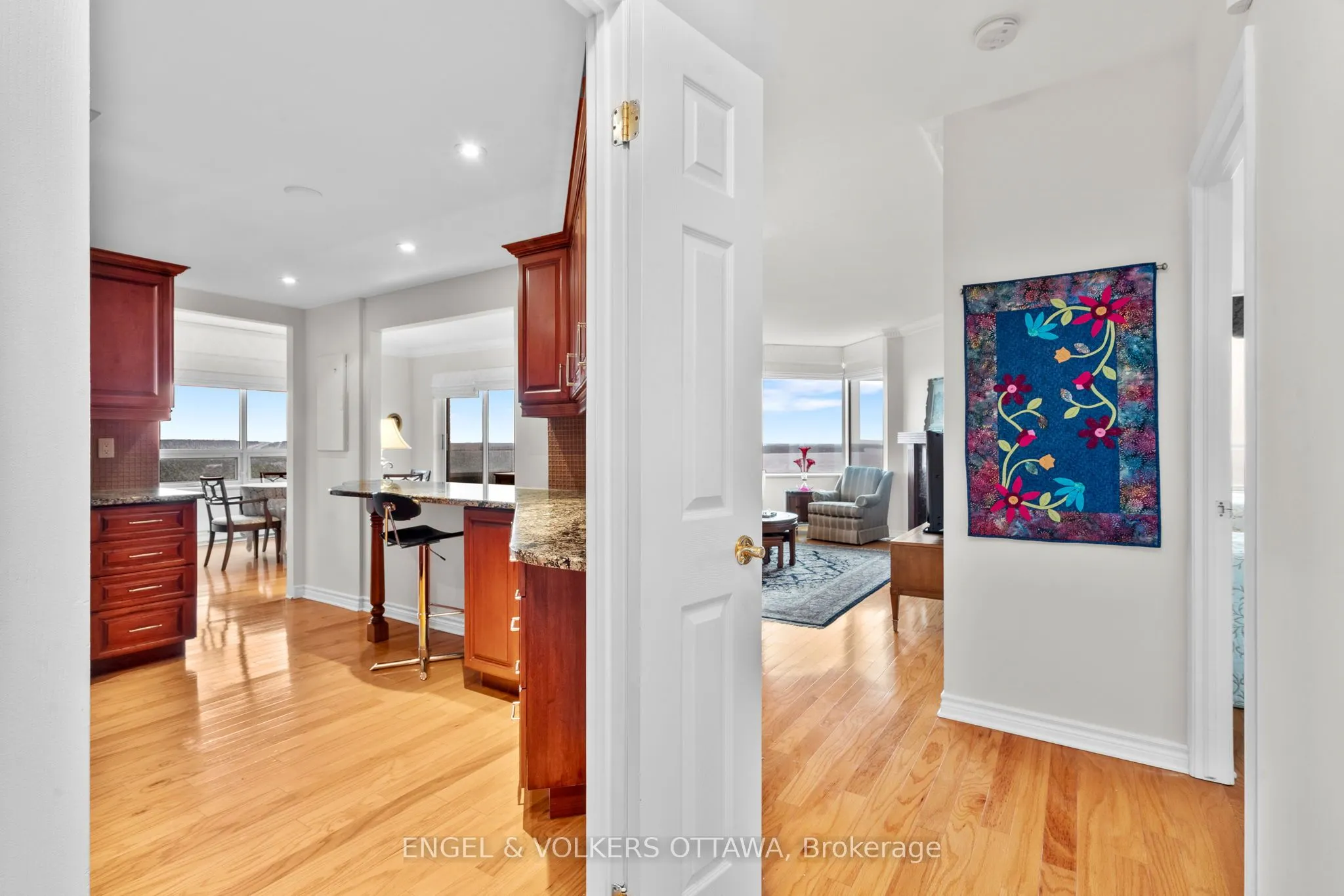 3105 Carling Avenue, #1604