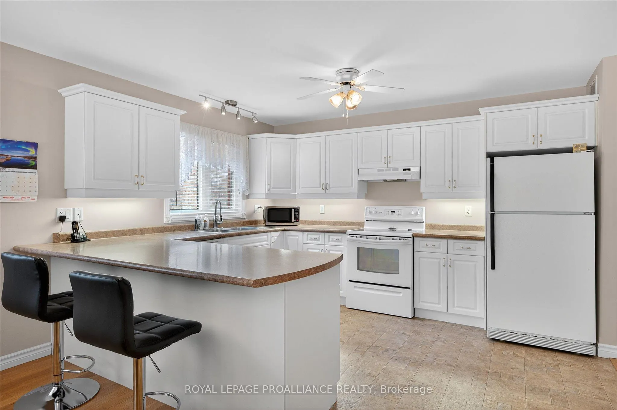 337 Bianco Crescent