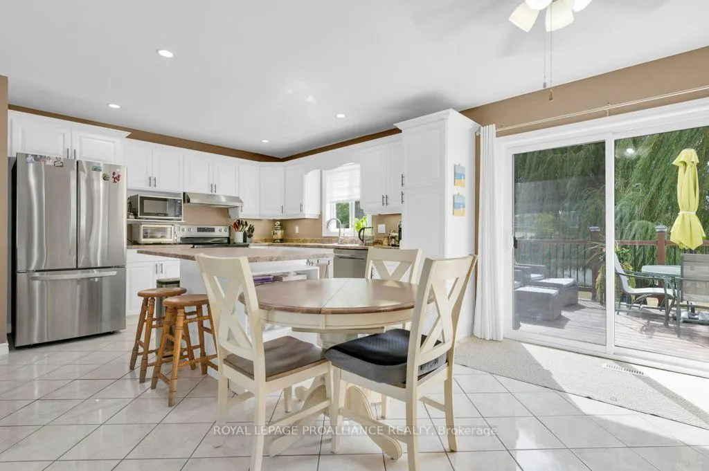 12 Stonegate Crescent
