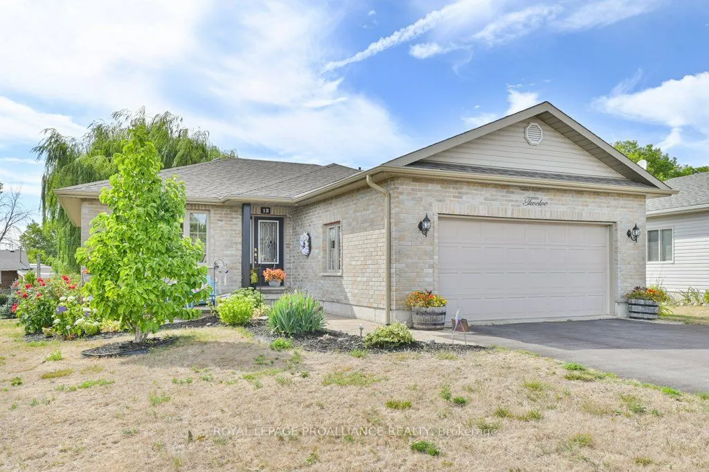 12 Stonegate Crescent