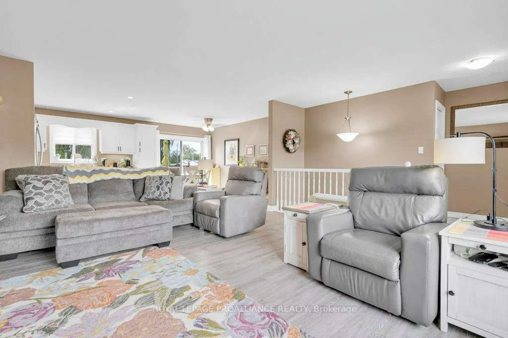 12 Stonegate Crescent