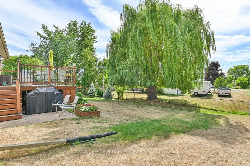 12 Stonegate Crescent