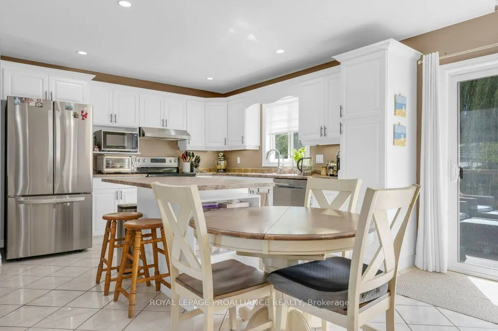 12 Stonegate Crescent