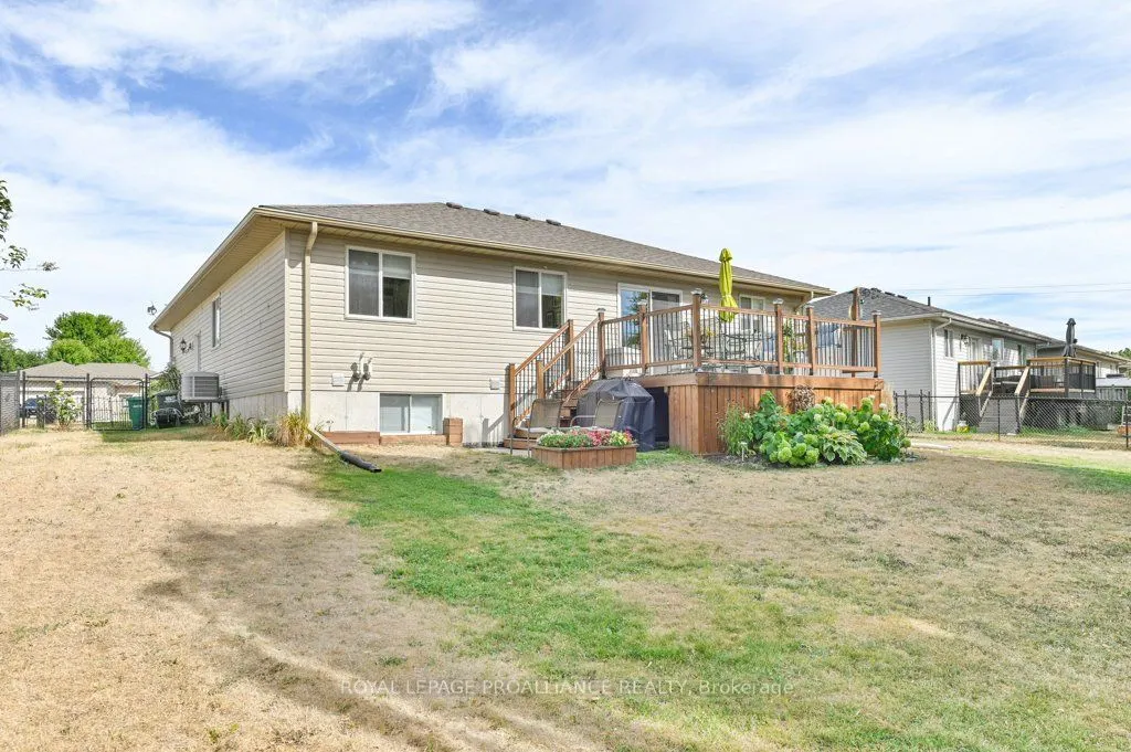 12 Stonegate Crescent
