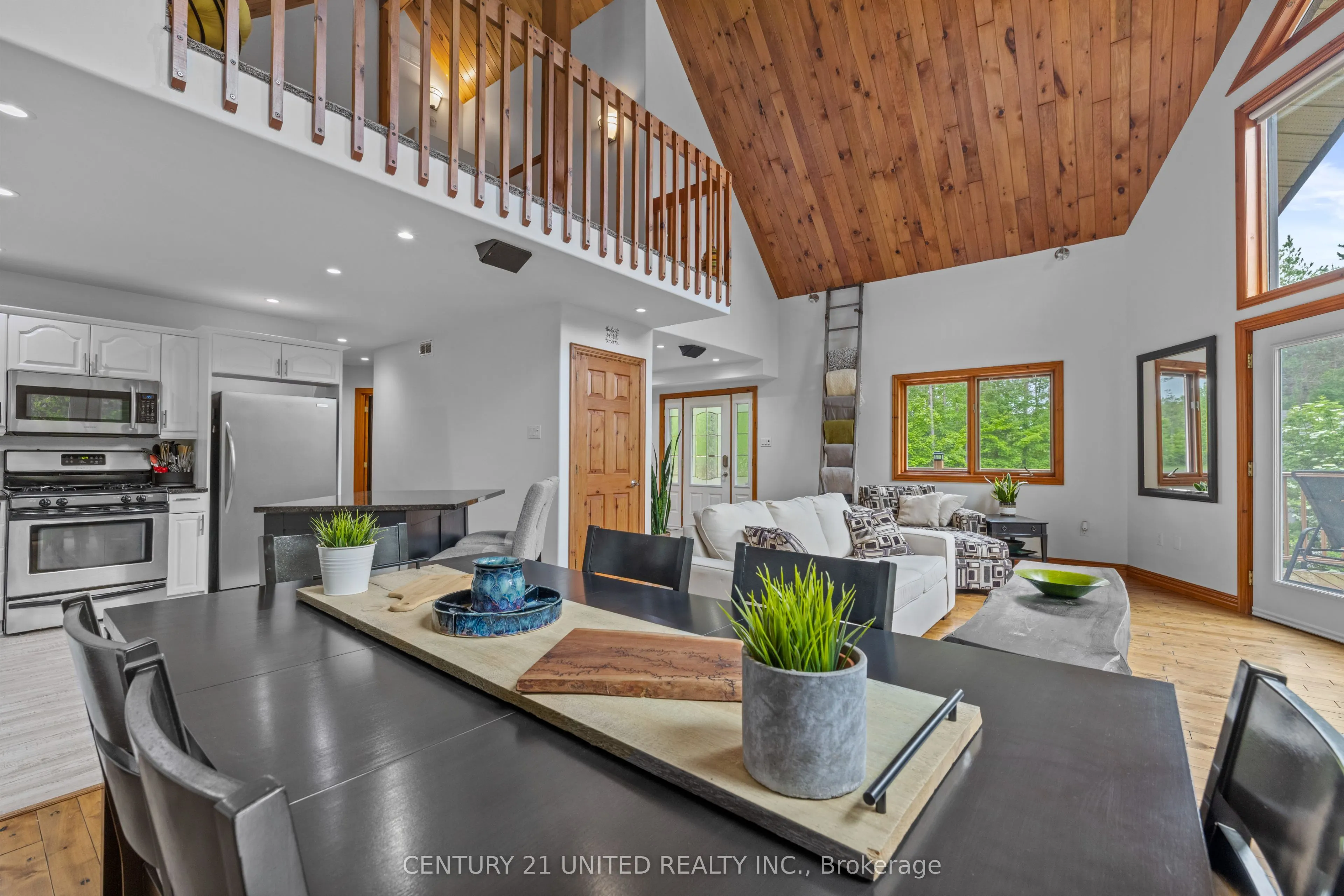 113 Sugarbush Boulevard