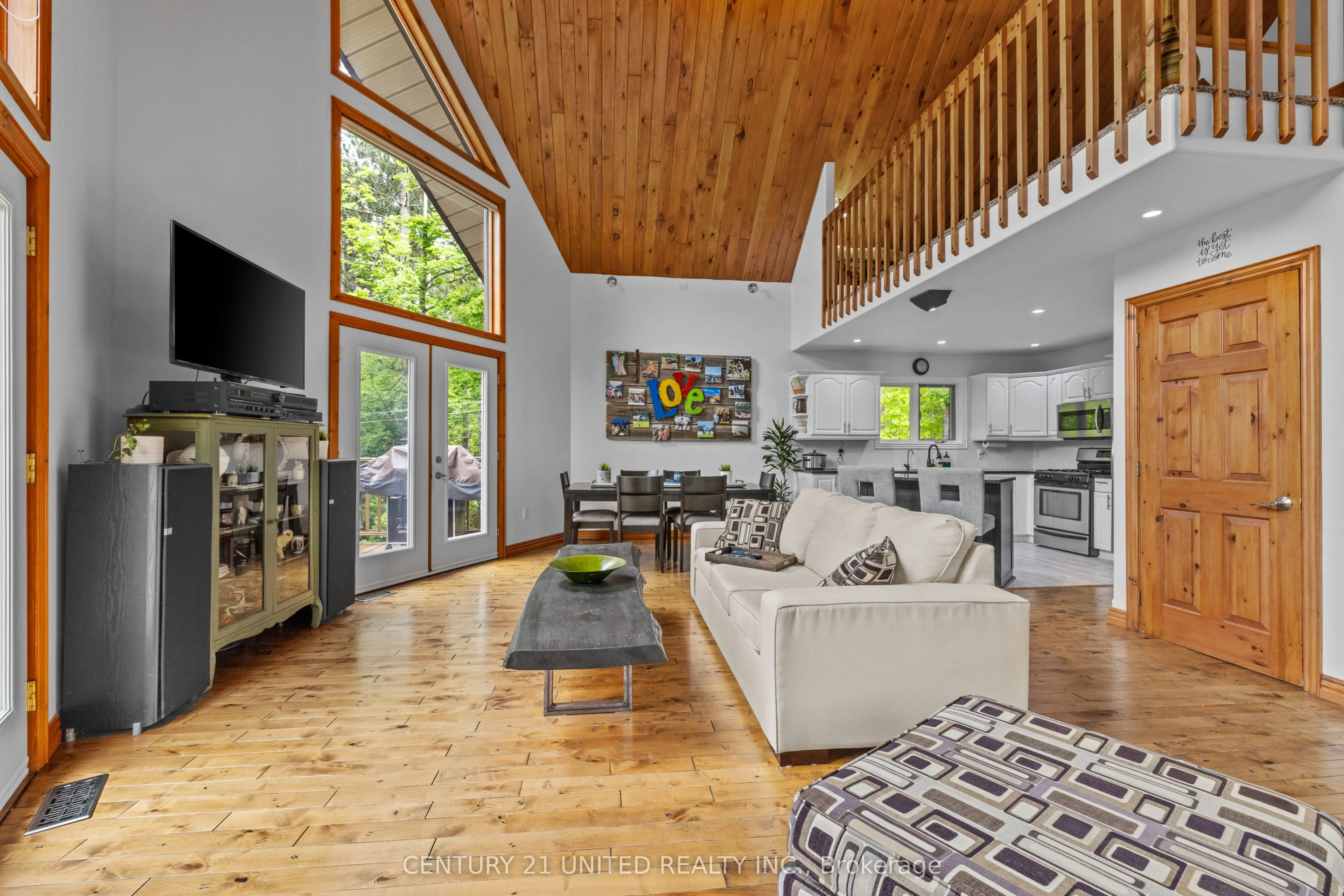 113 Sugarbush Boulevard
