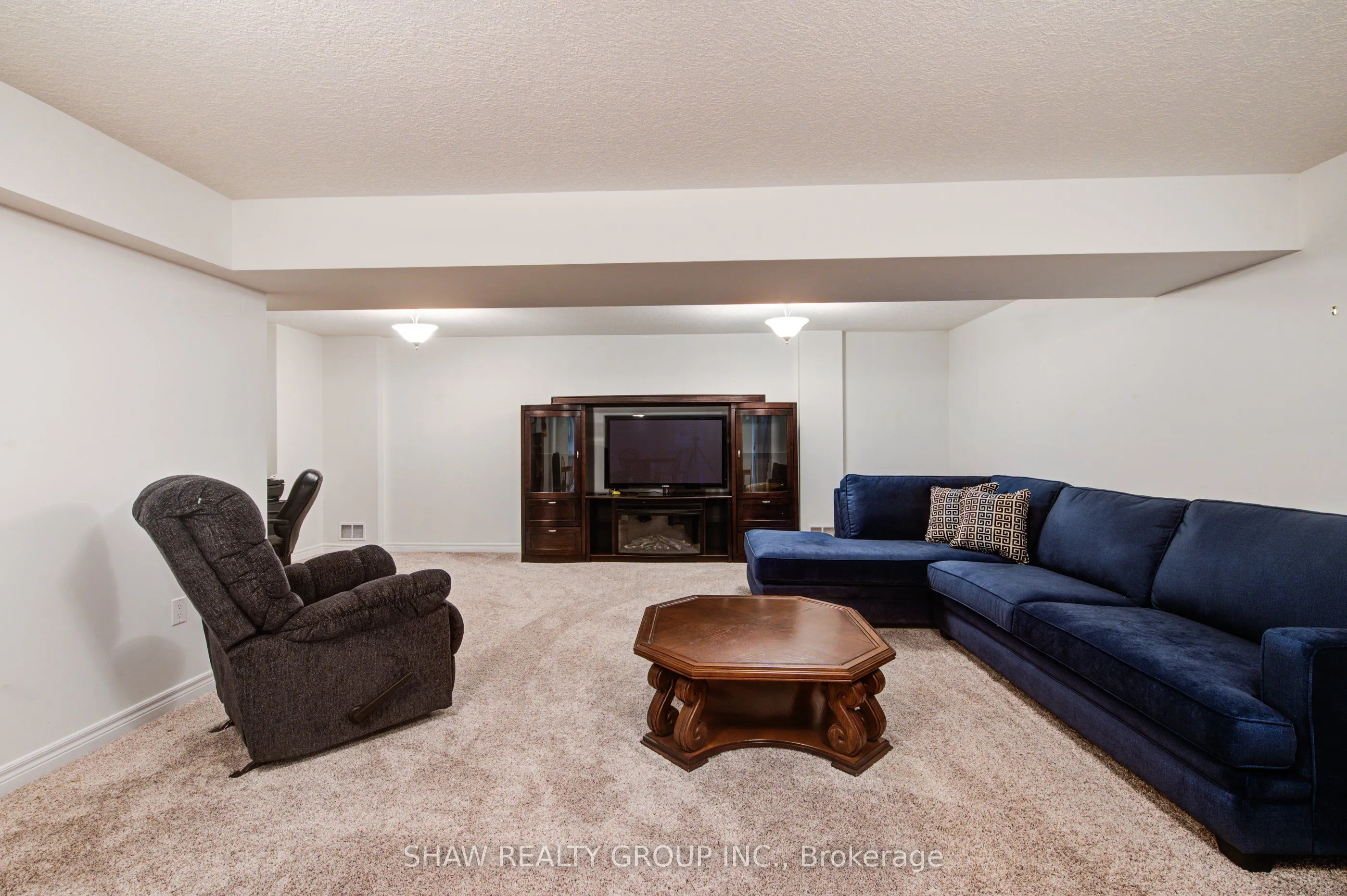 603 Fox Hollow Court