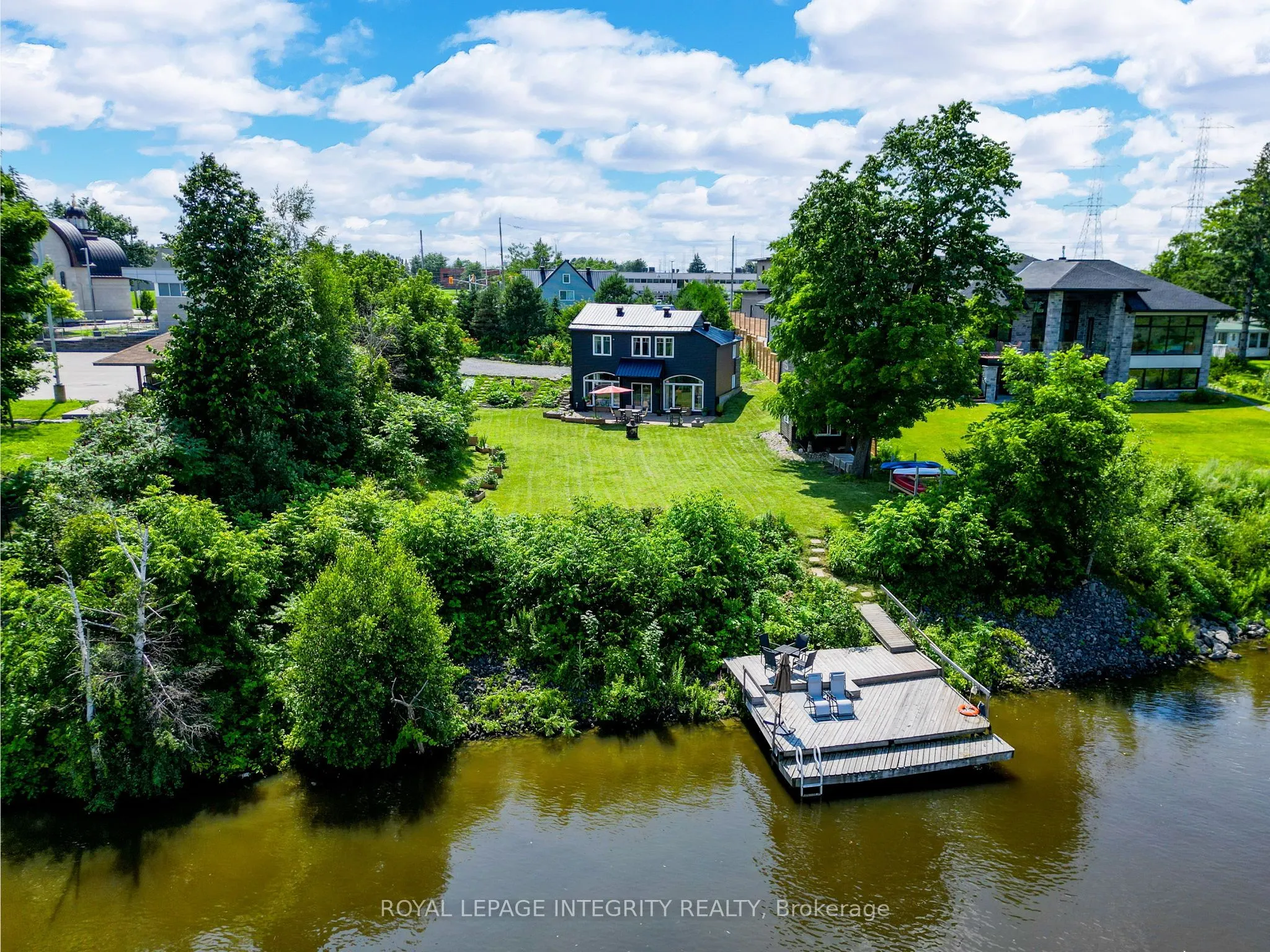 1985 PRINCE OF WALES Drive