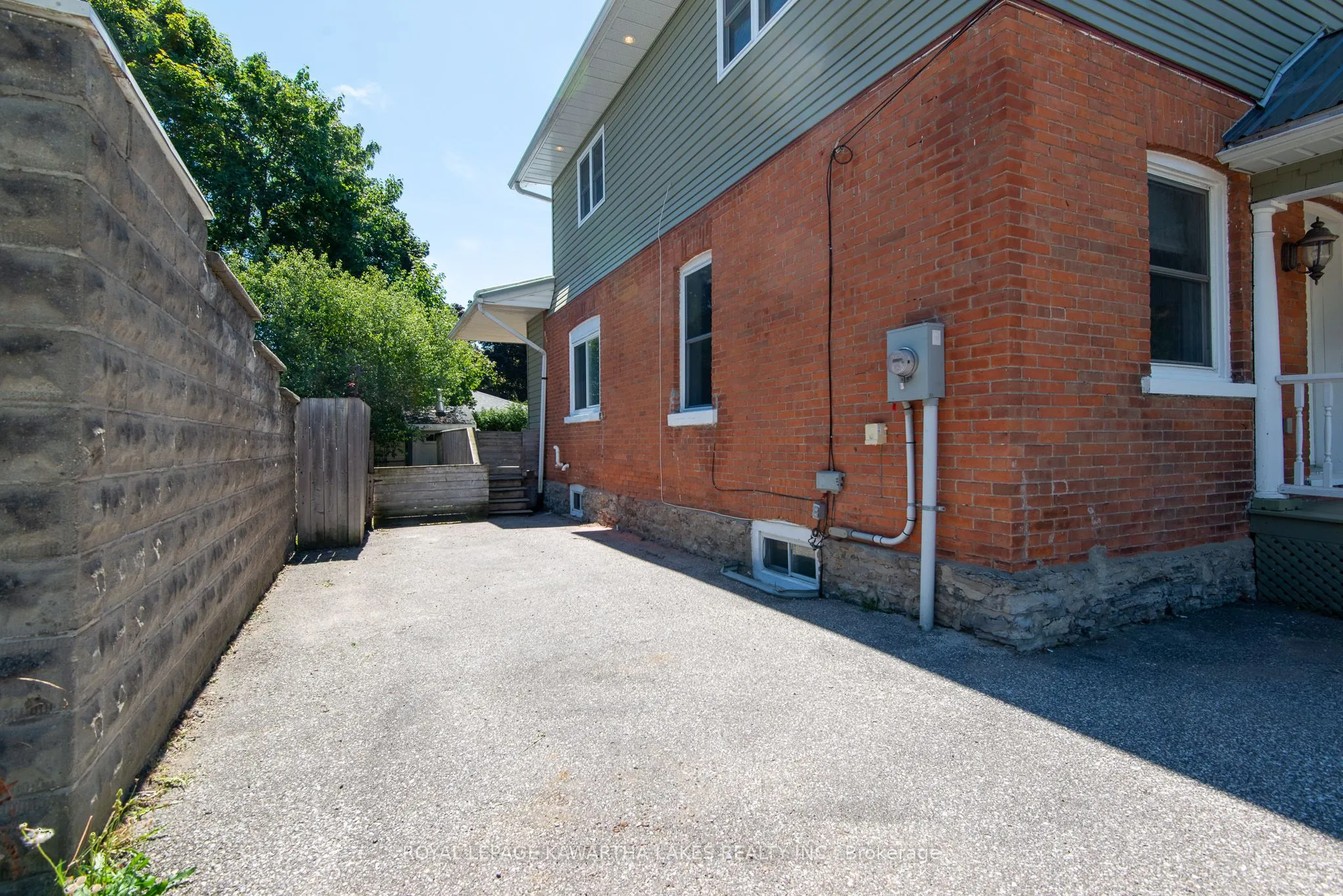 91 Glenelg Street W