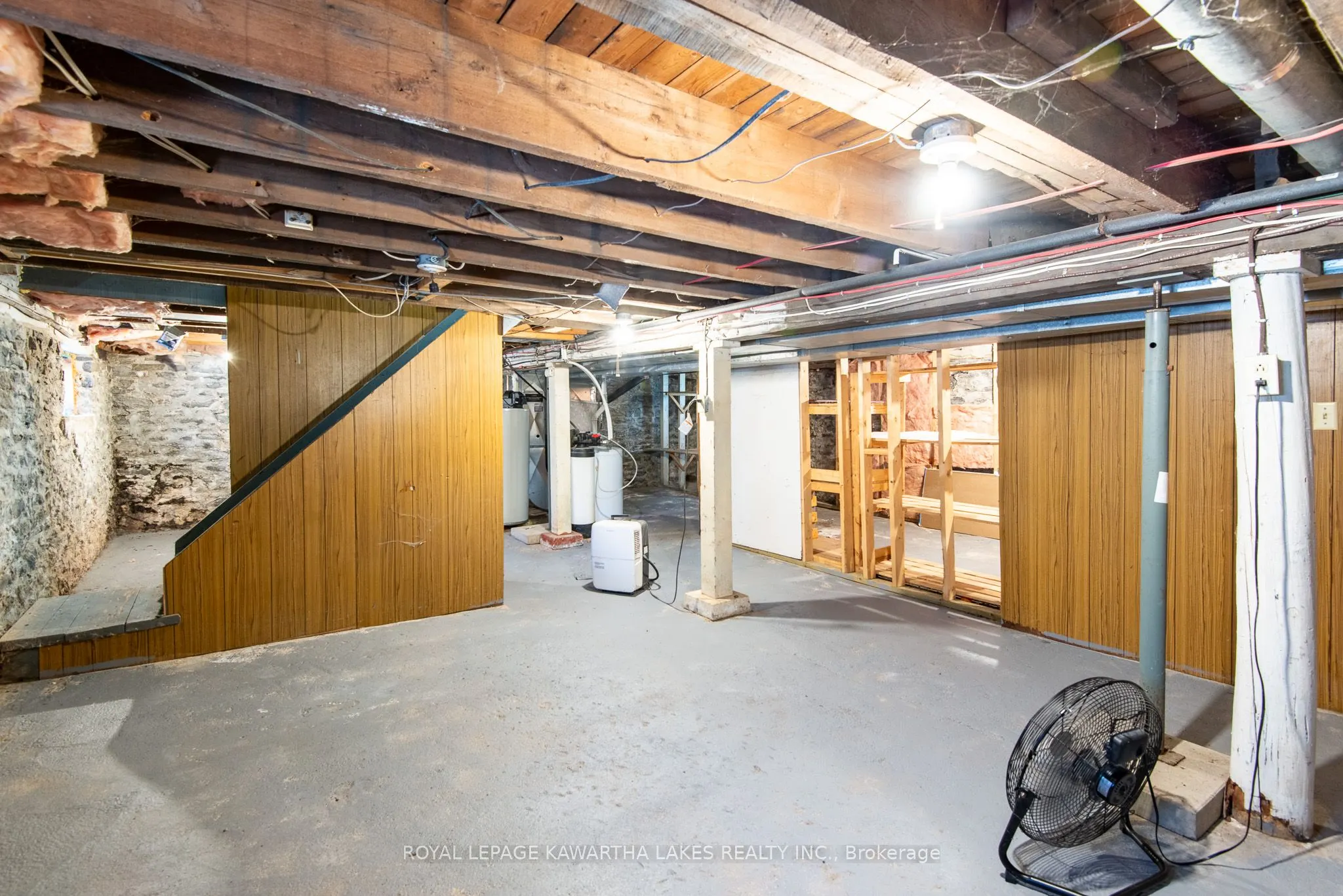 91 Glenelg Street W