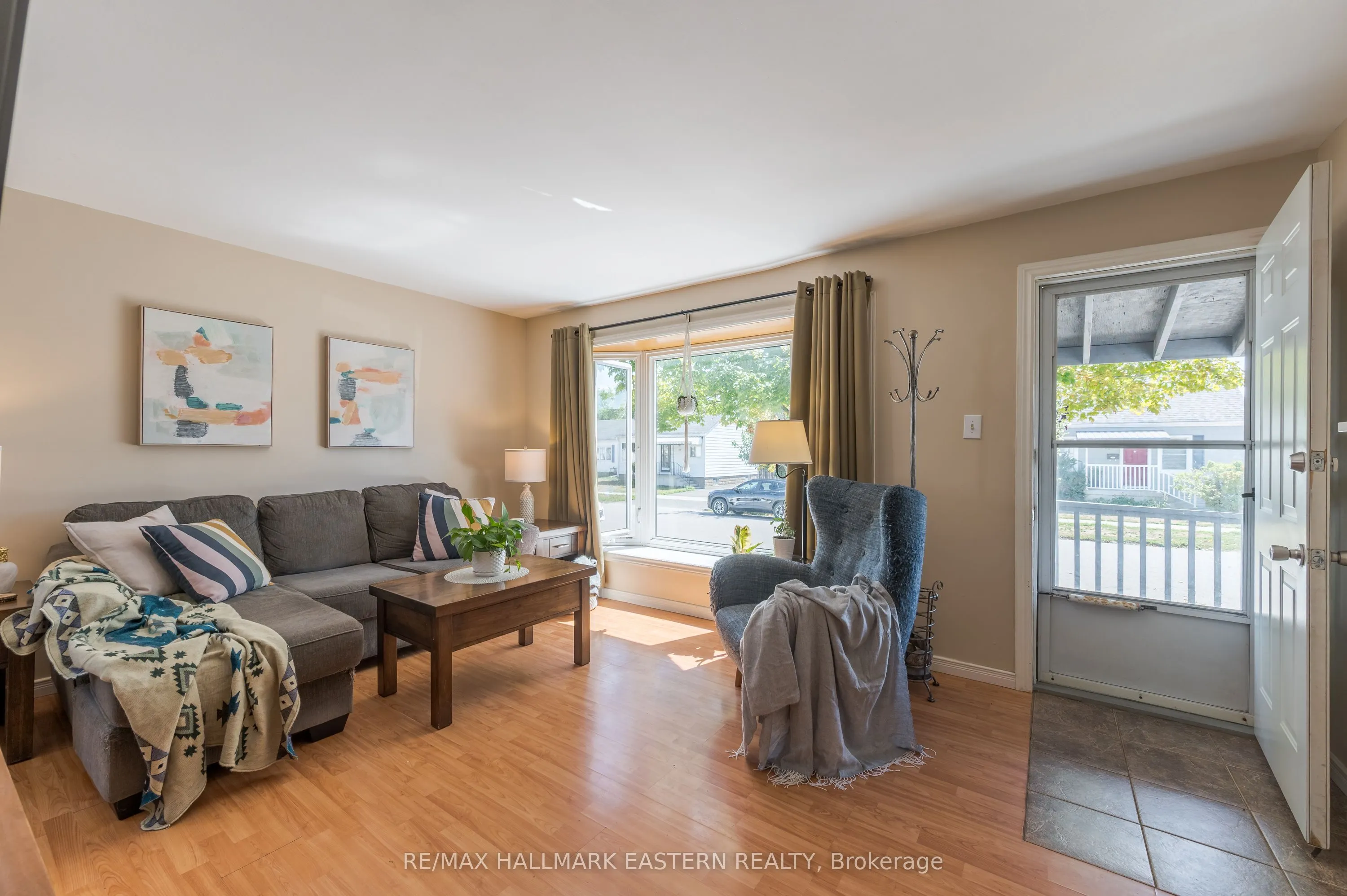 748 New Romaine Street
