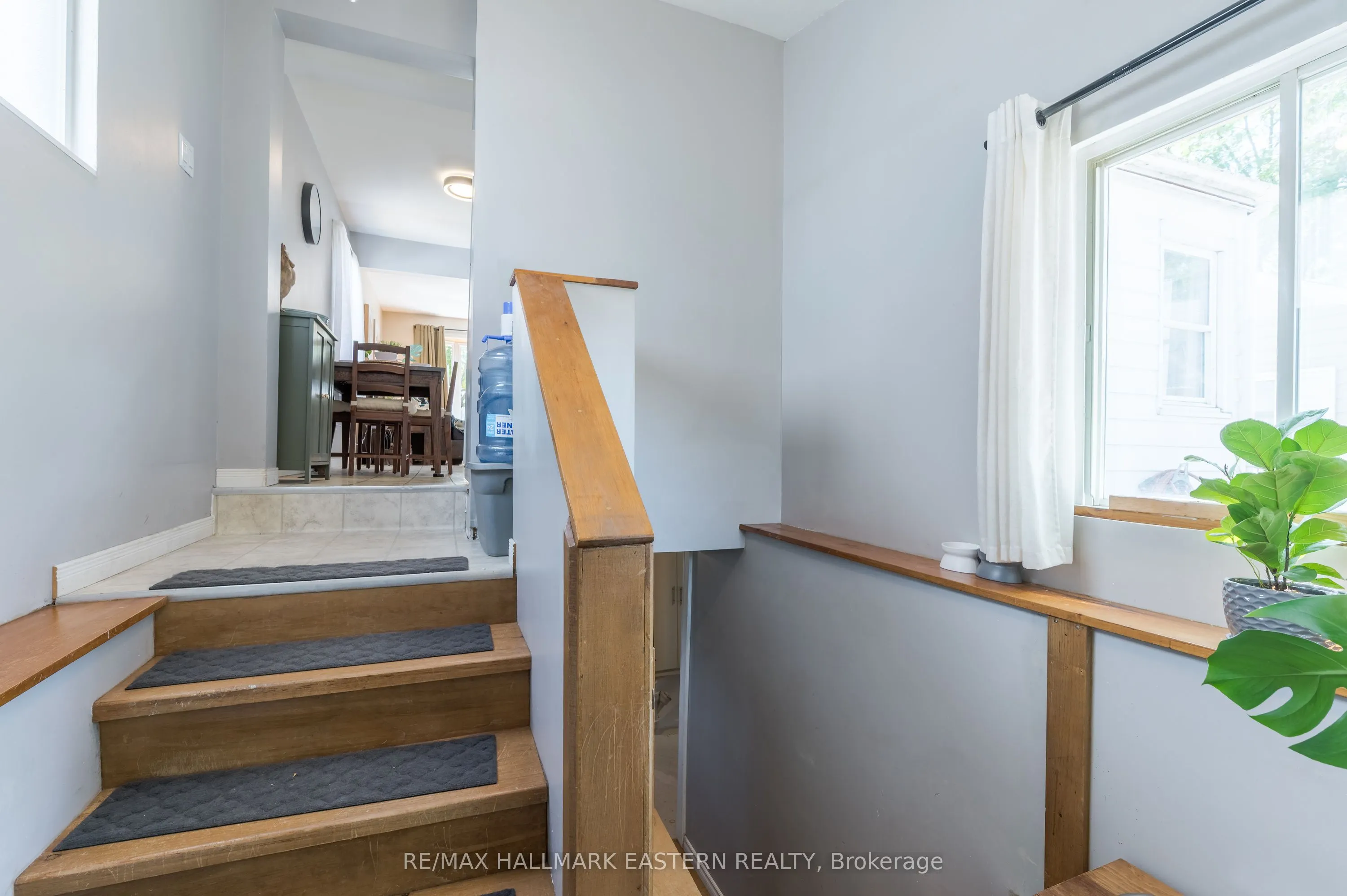 748 New Romaine Street
