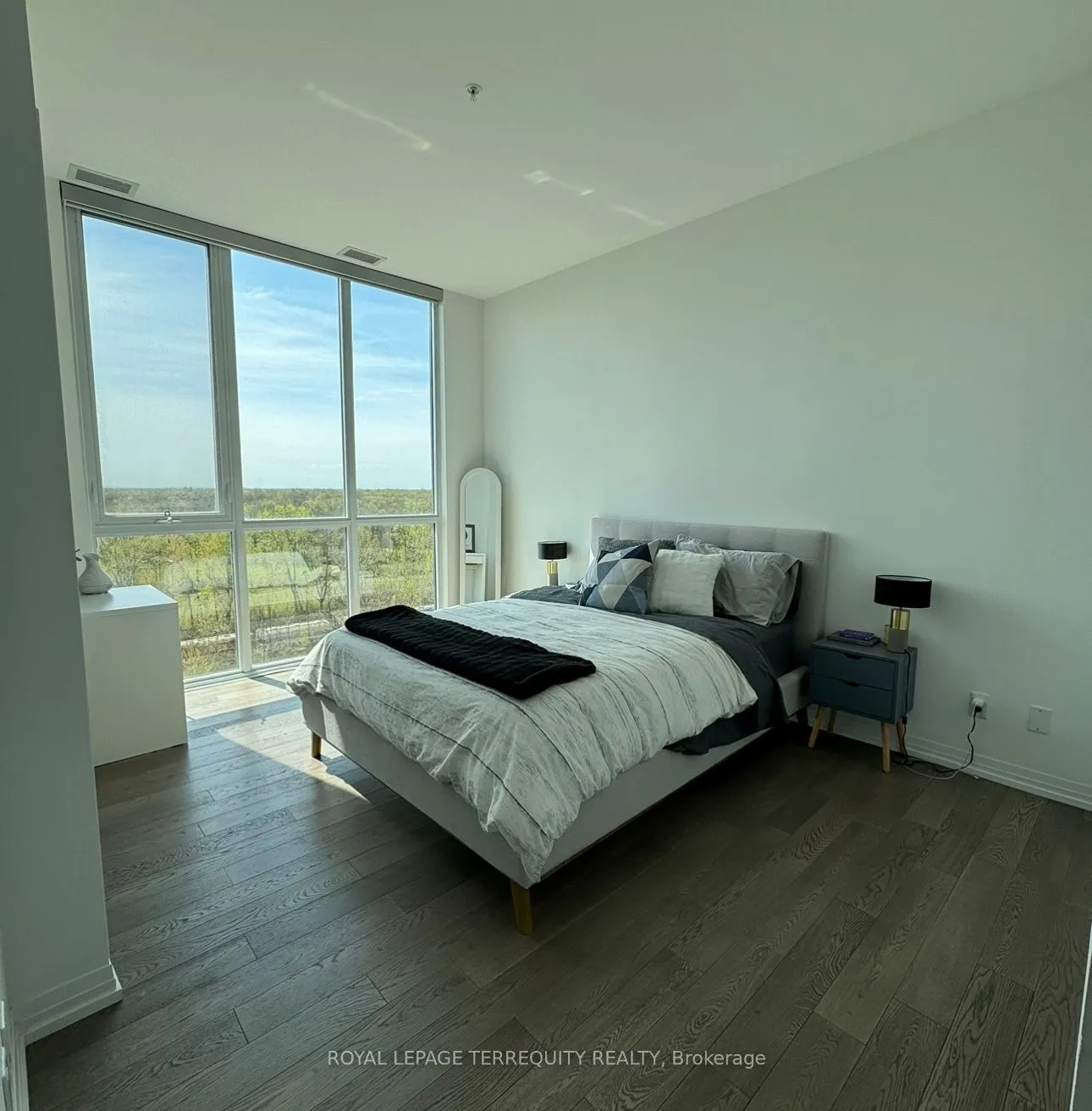 7711 Green Vista Gate, #902