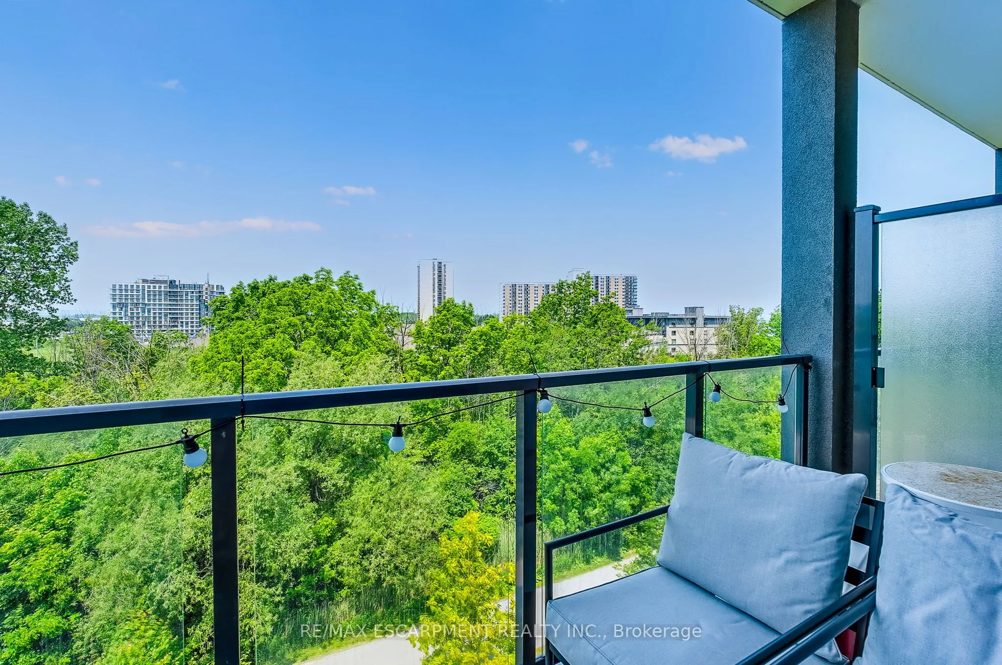 125 Shoreview Place, #514