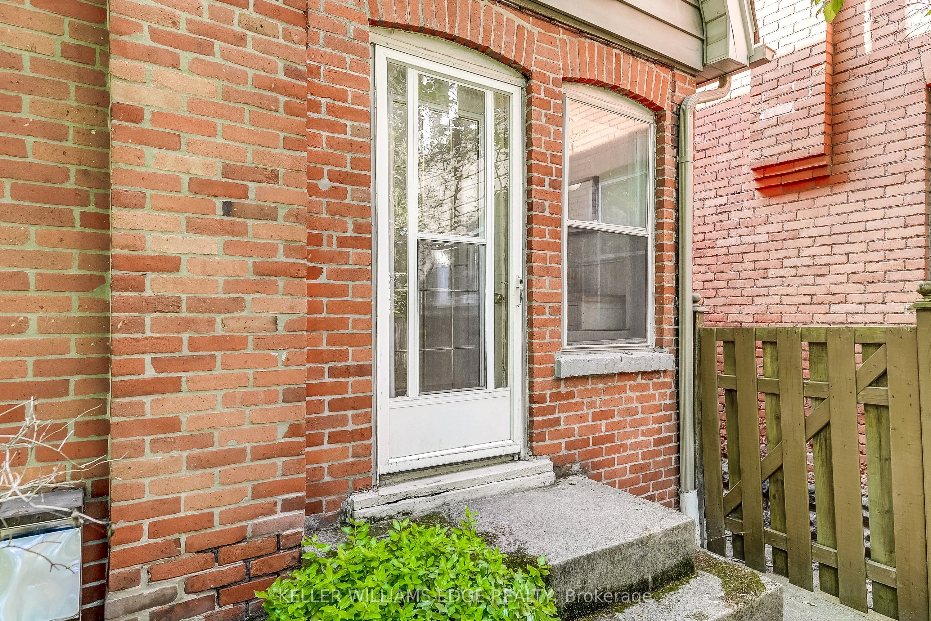 79 Mountain Avenue