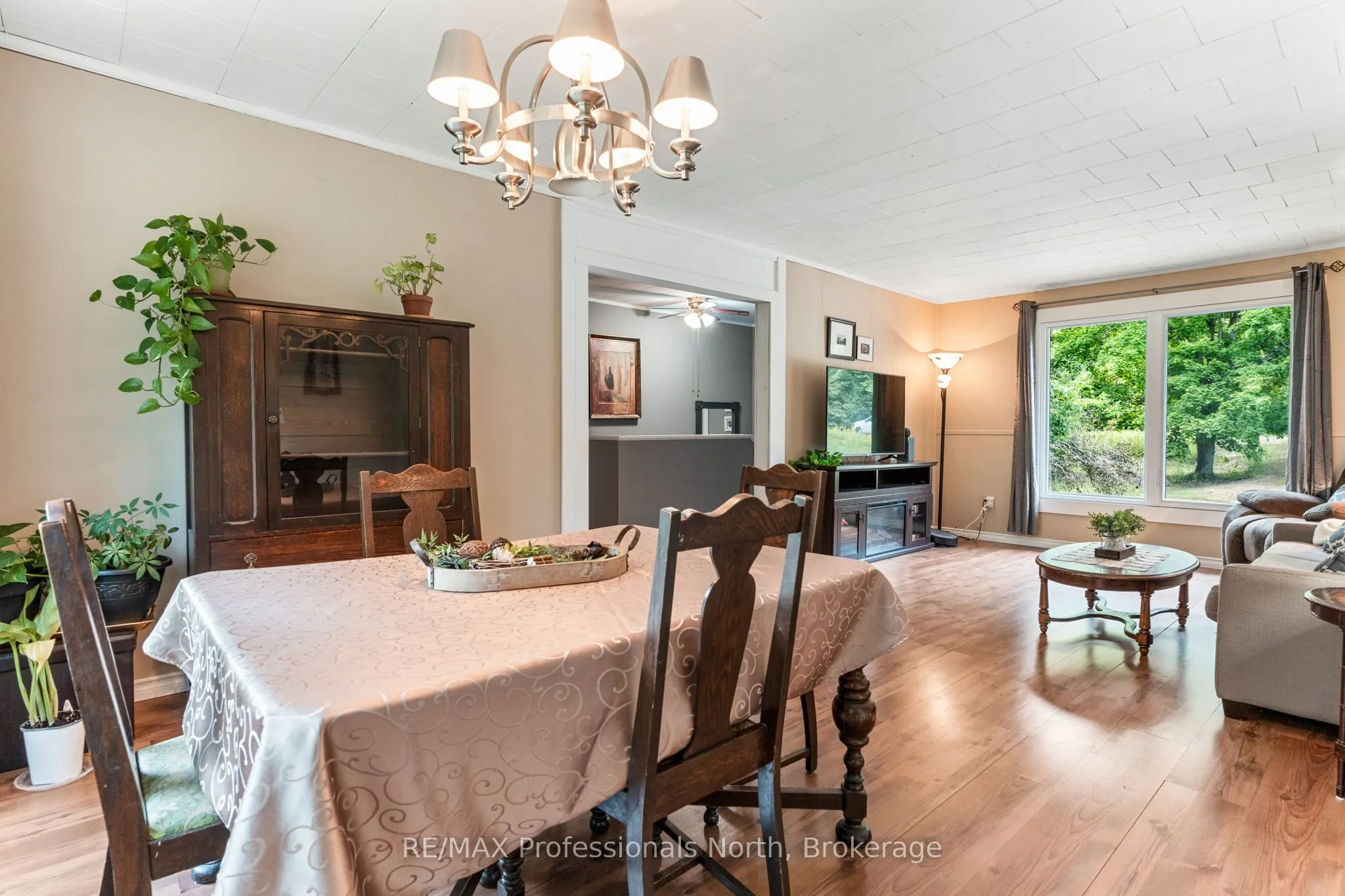 3866 Deep Bay Road