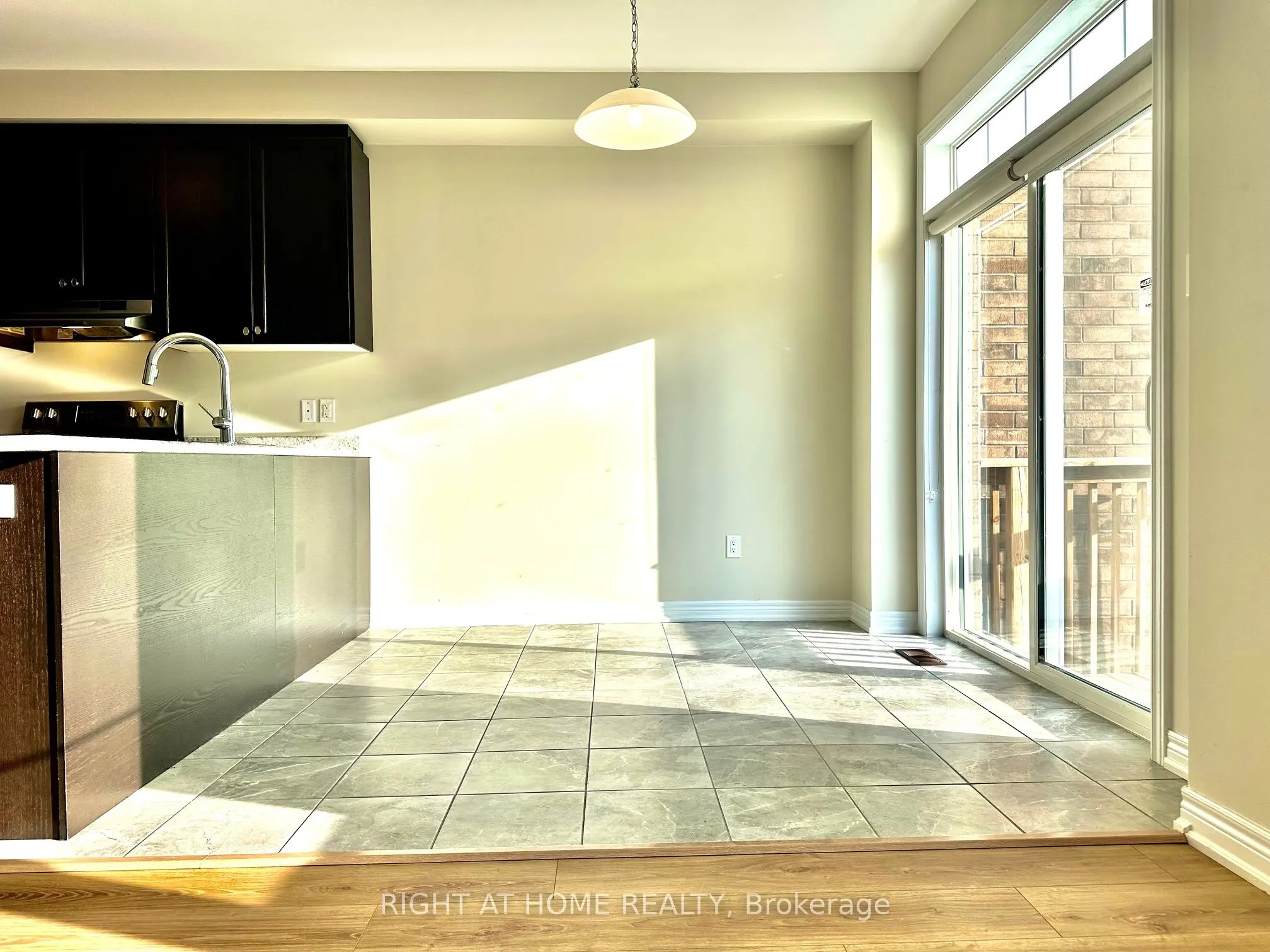 113 Hartley Avenue, #6