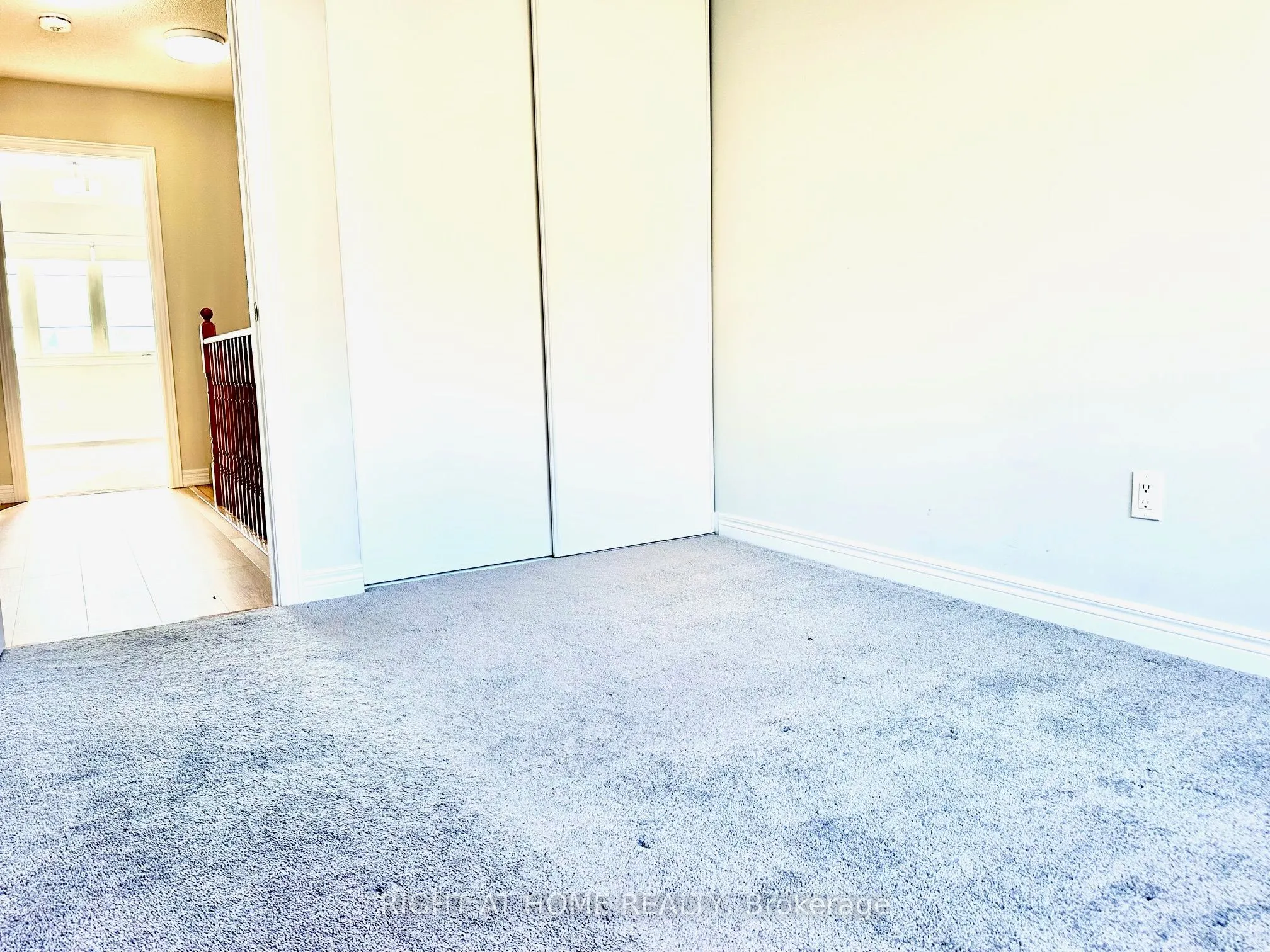 113 Hartley Avenue, #6