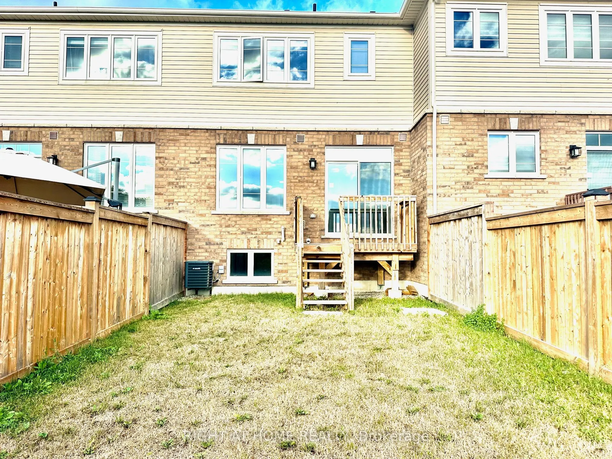 113 Hartley Avenue, #6