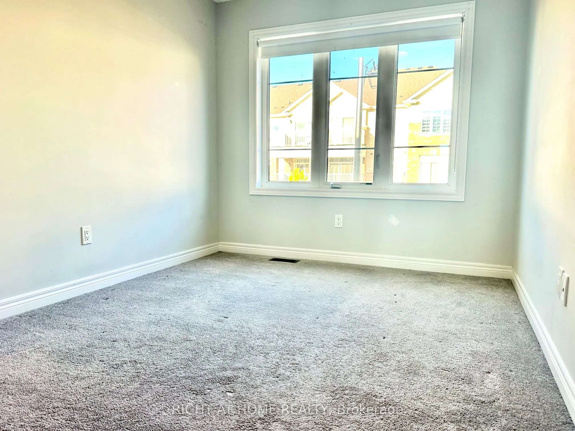 113 Hartley Avenue, #6