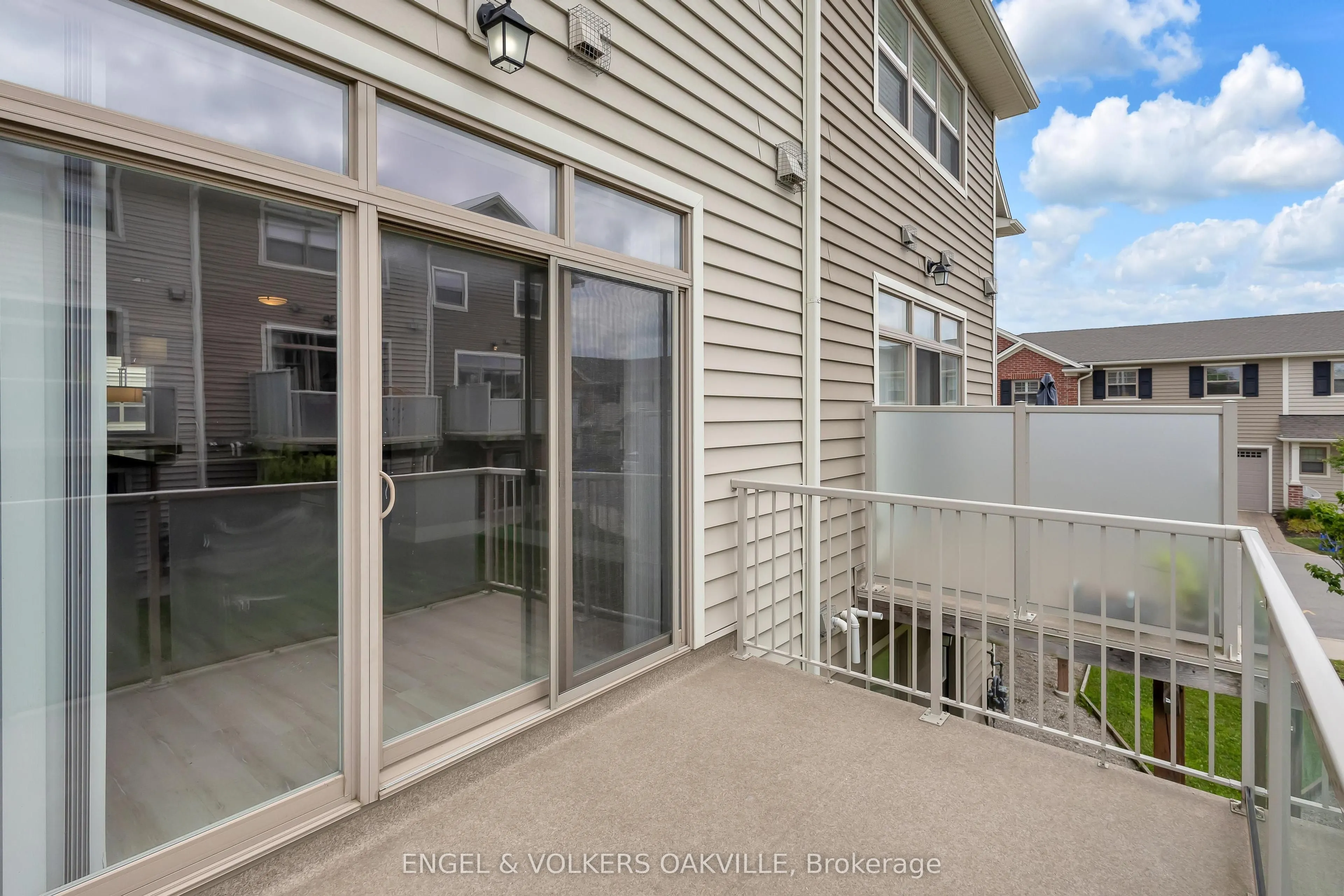 3025 Singleton Avenue, #68