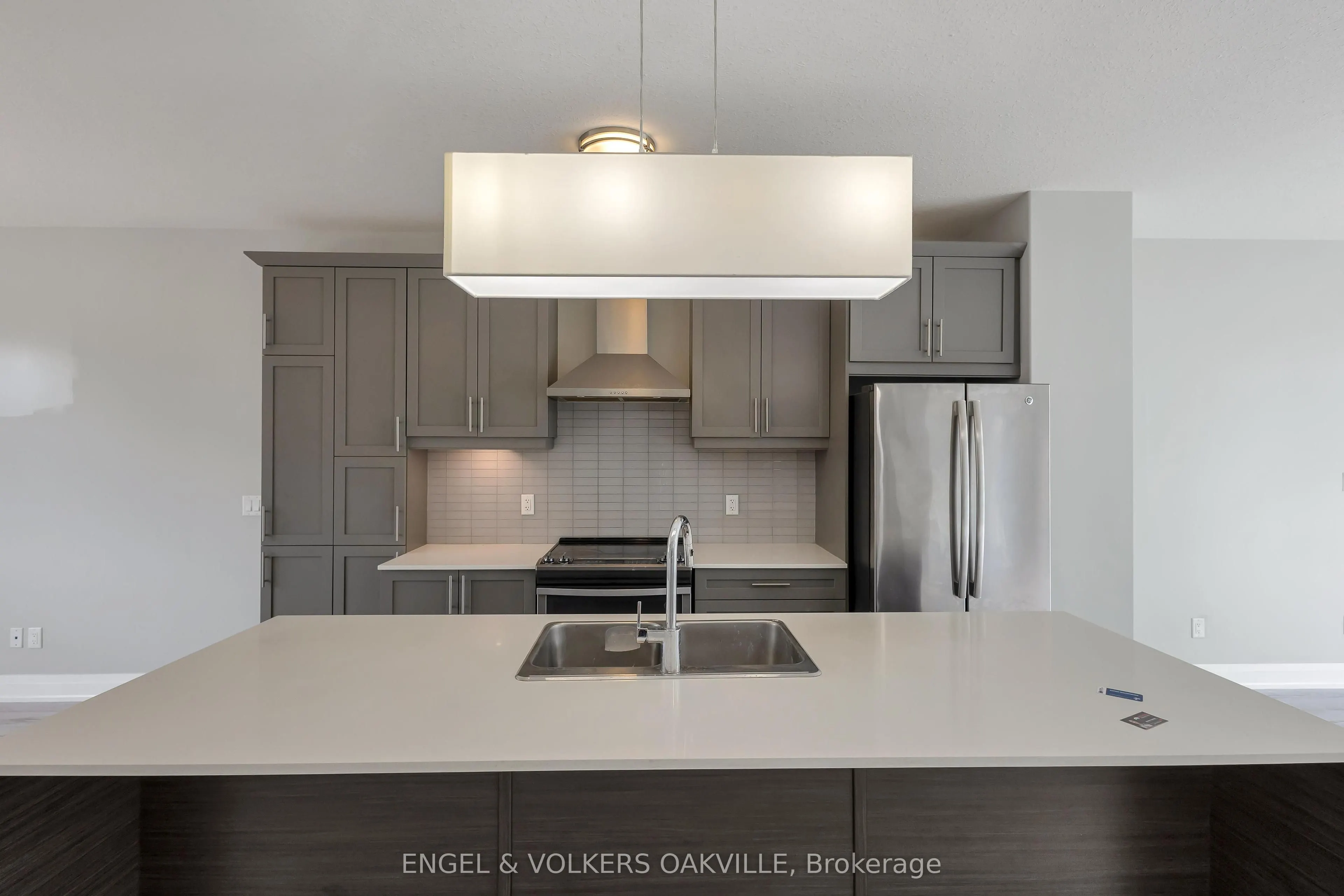3025 Singleton Avenue, #68