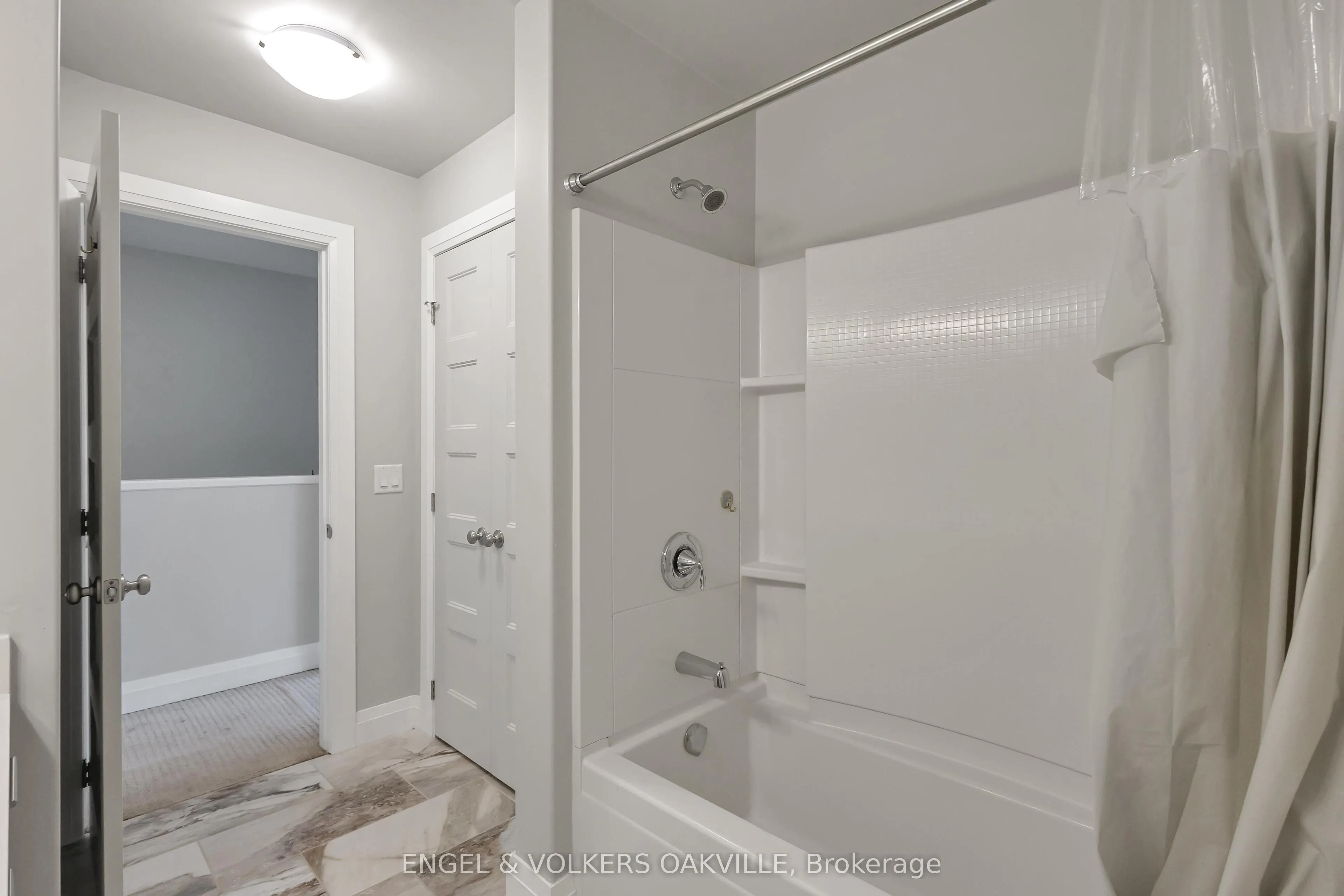 3025 Singleton Avenue, #68