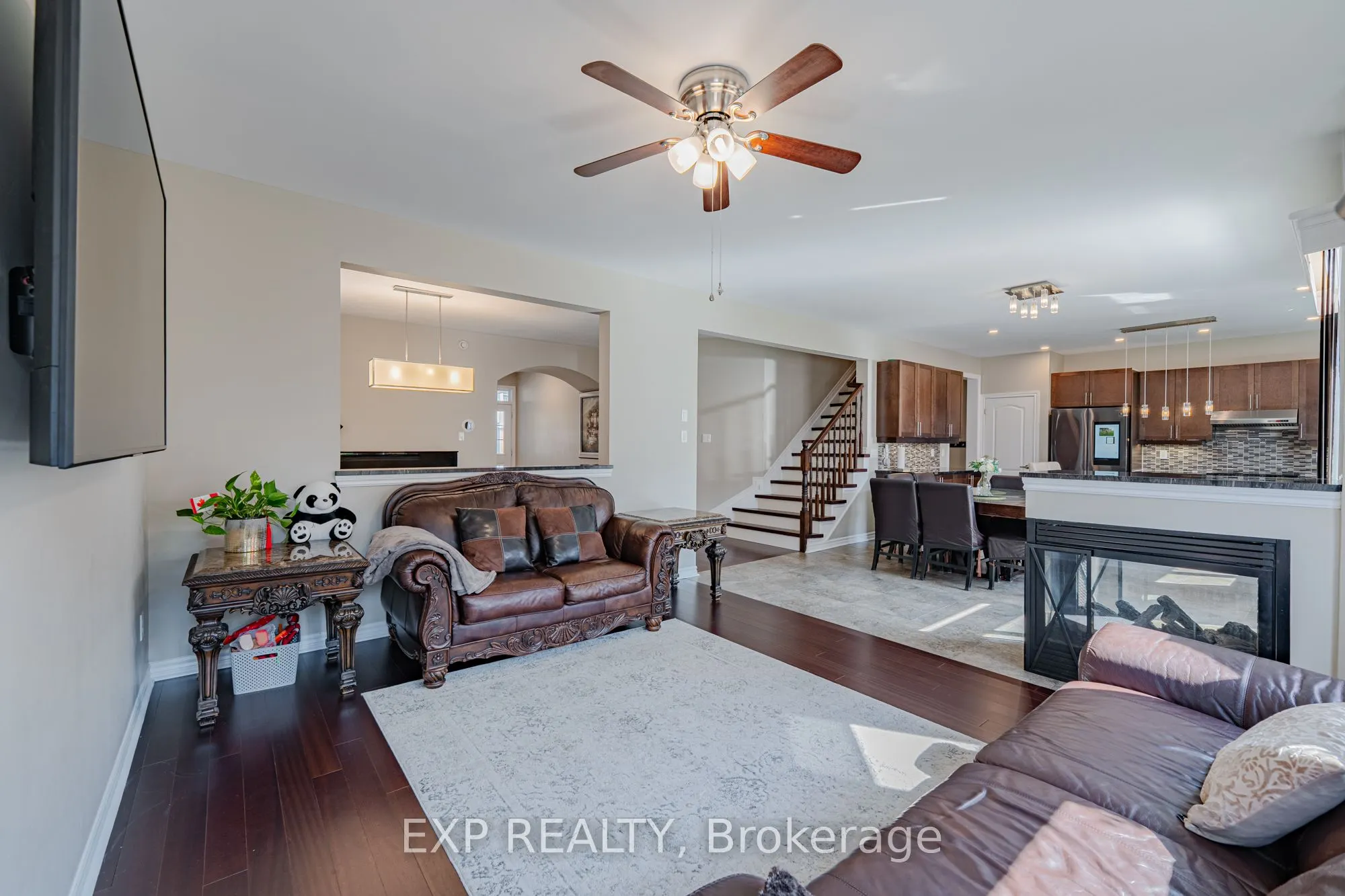 3308 RIVERSET Crescent