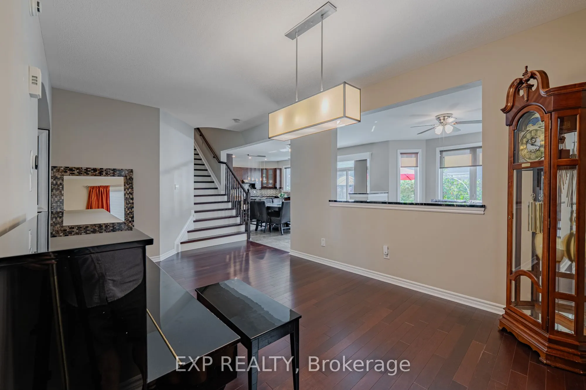 3308 RIVERSET Crescent
