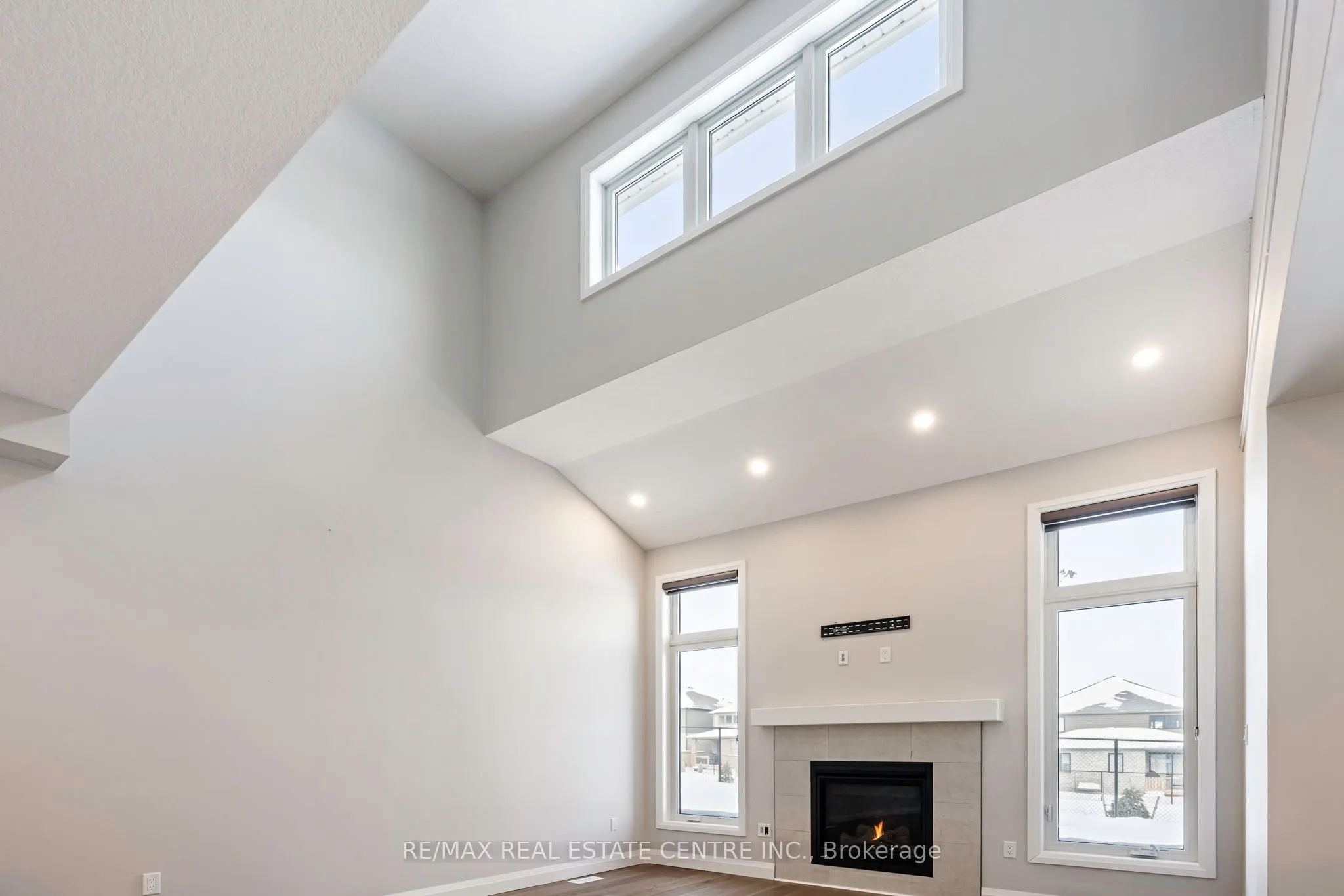 3 Grundy Crescent