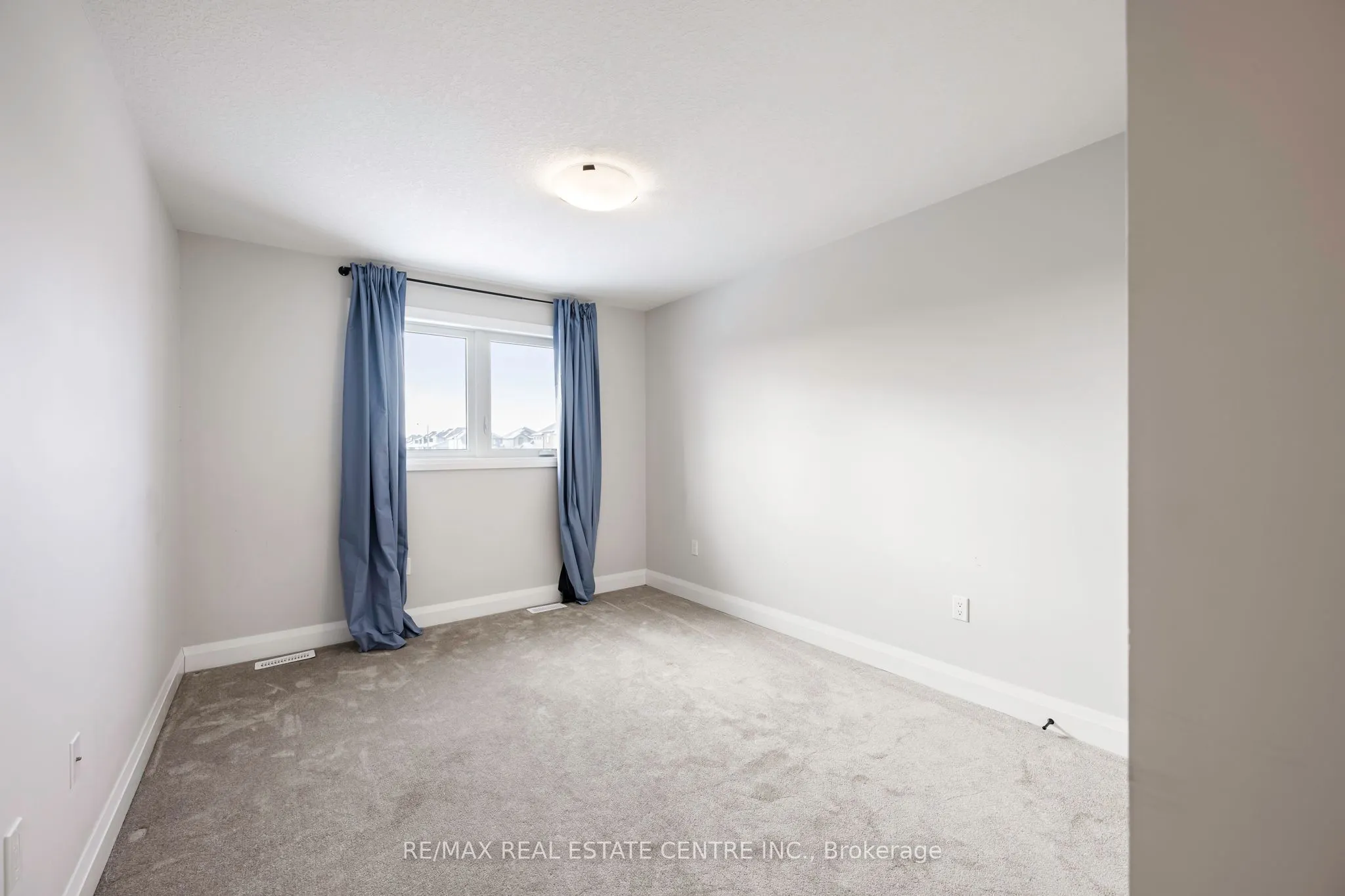 3 Grundy Crescent