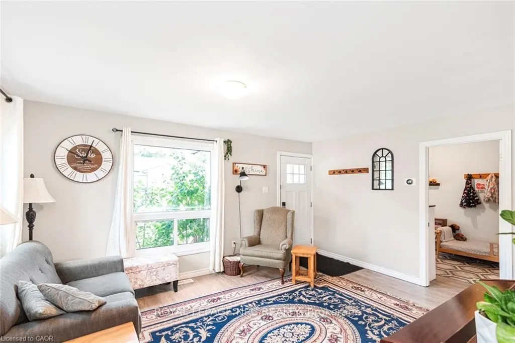 2 Homewood Avenue