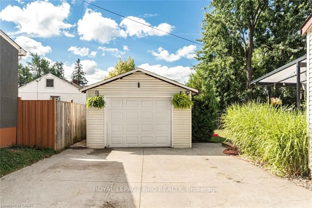 2 Homewood Avenue
