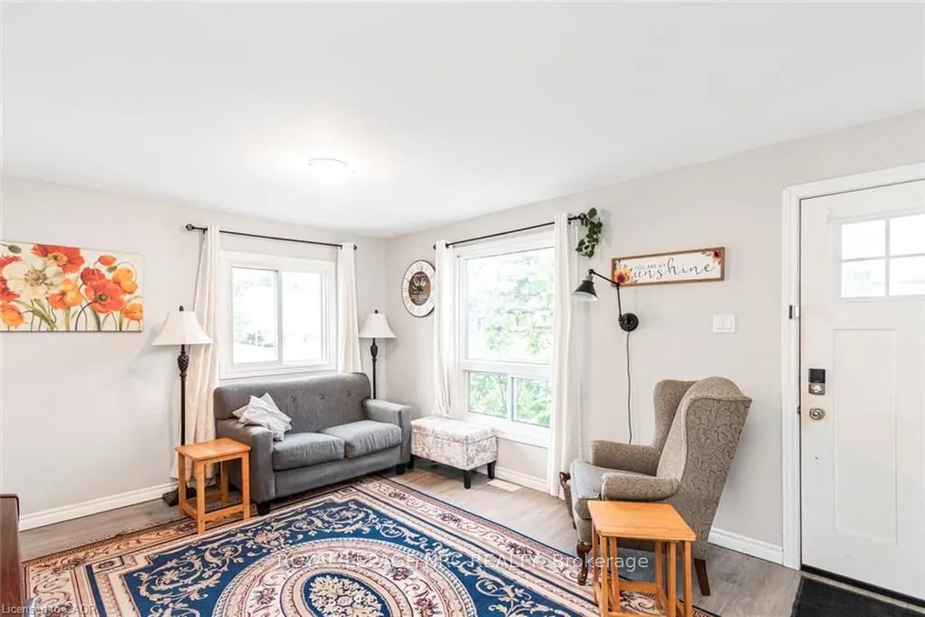 2 Homewood Avenue