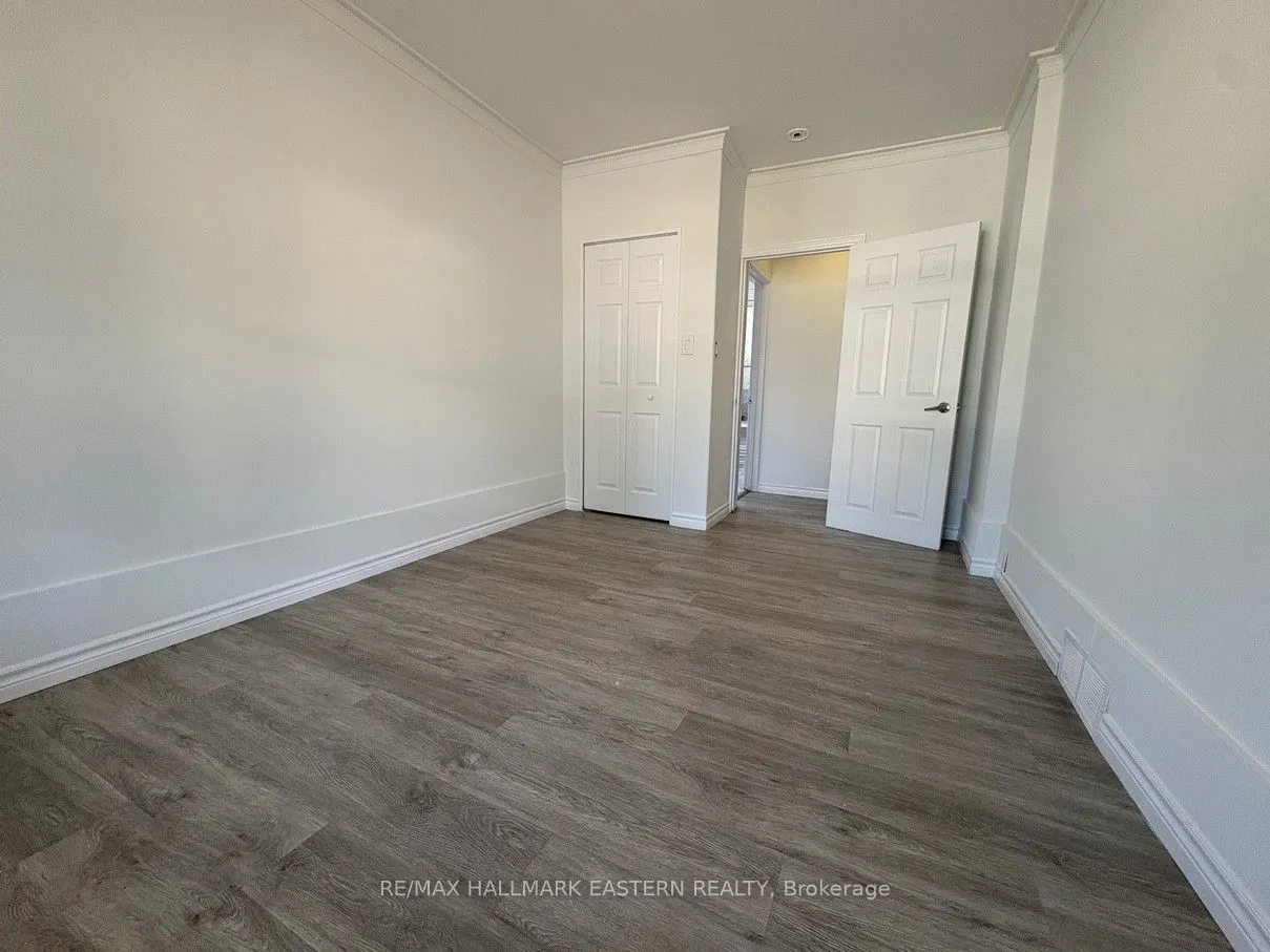581 Paterson Street, ##1