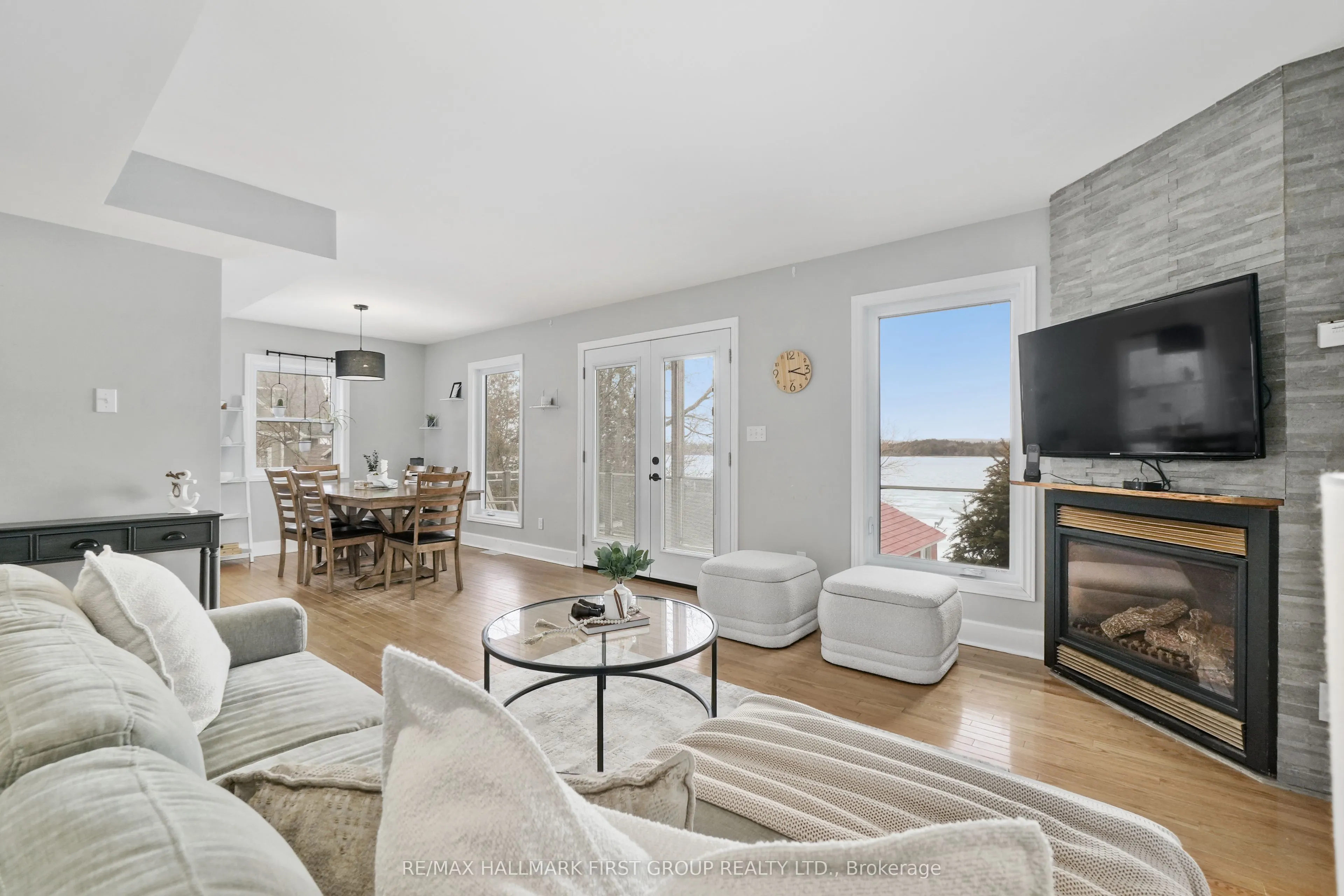8 Parker Drive