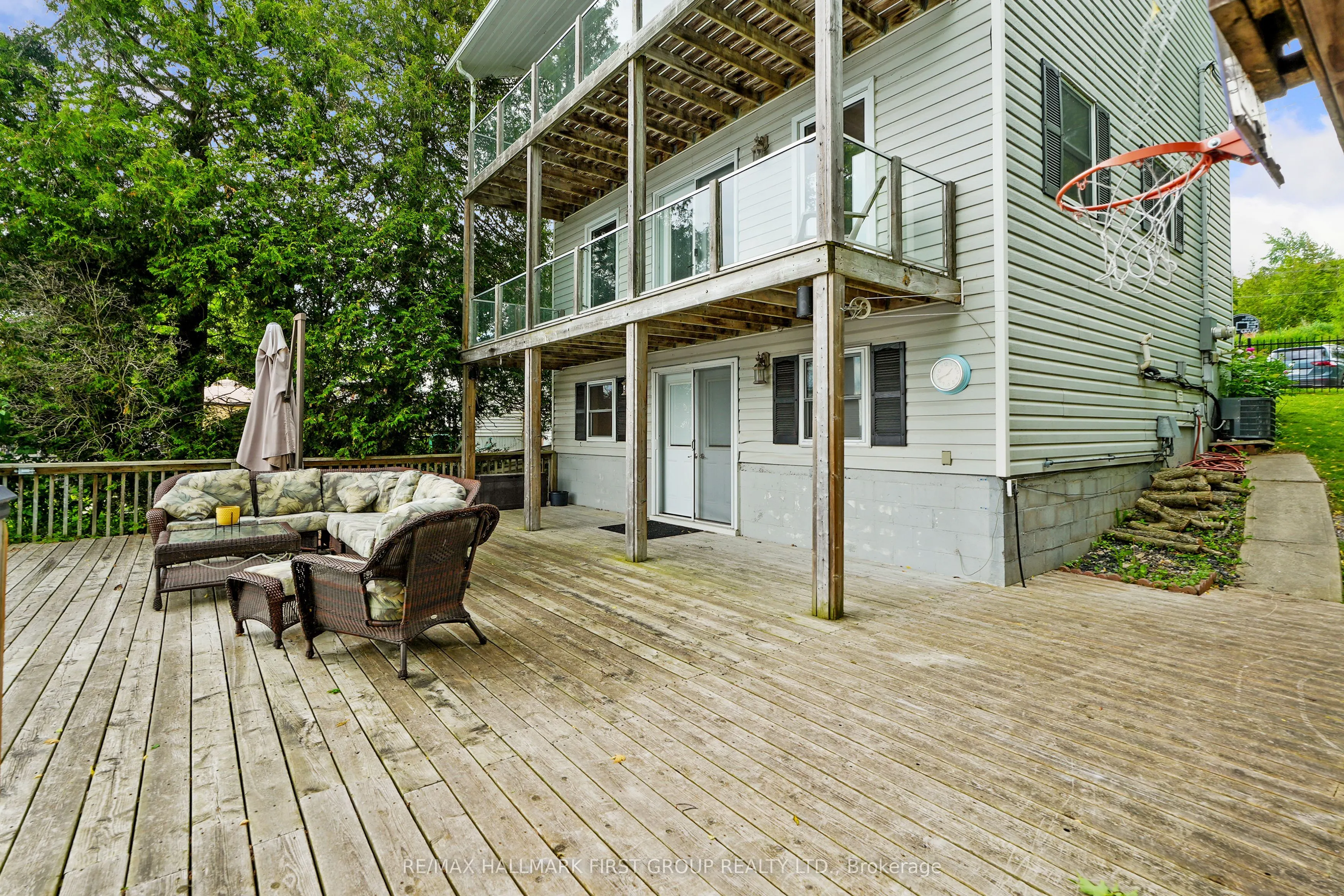 8 Parker Drive