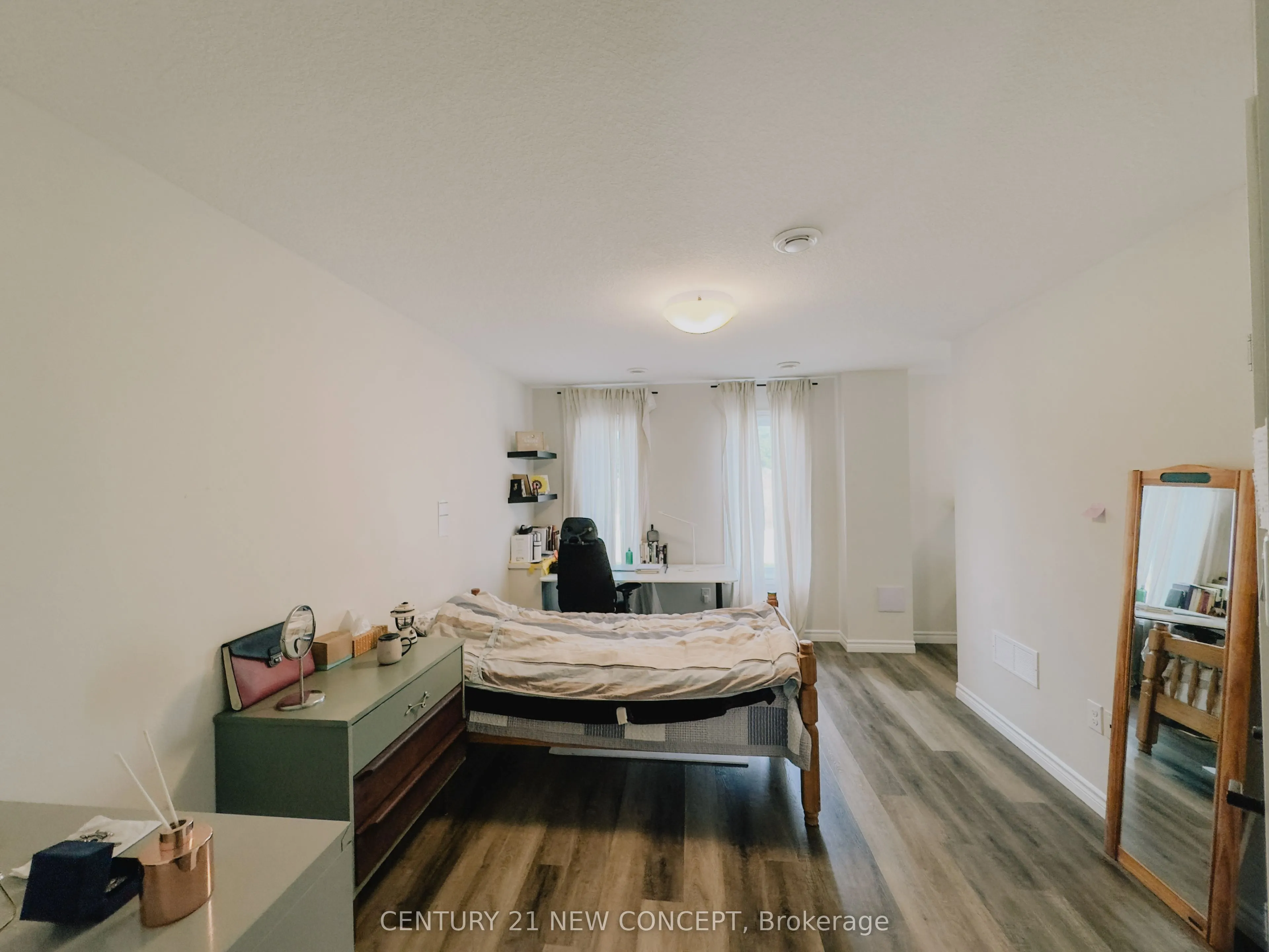 401 Callaway Road, #8