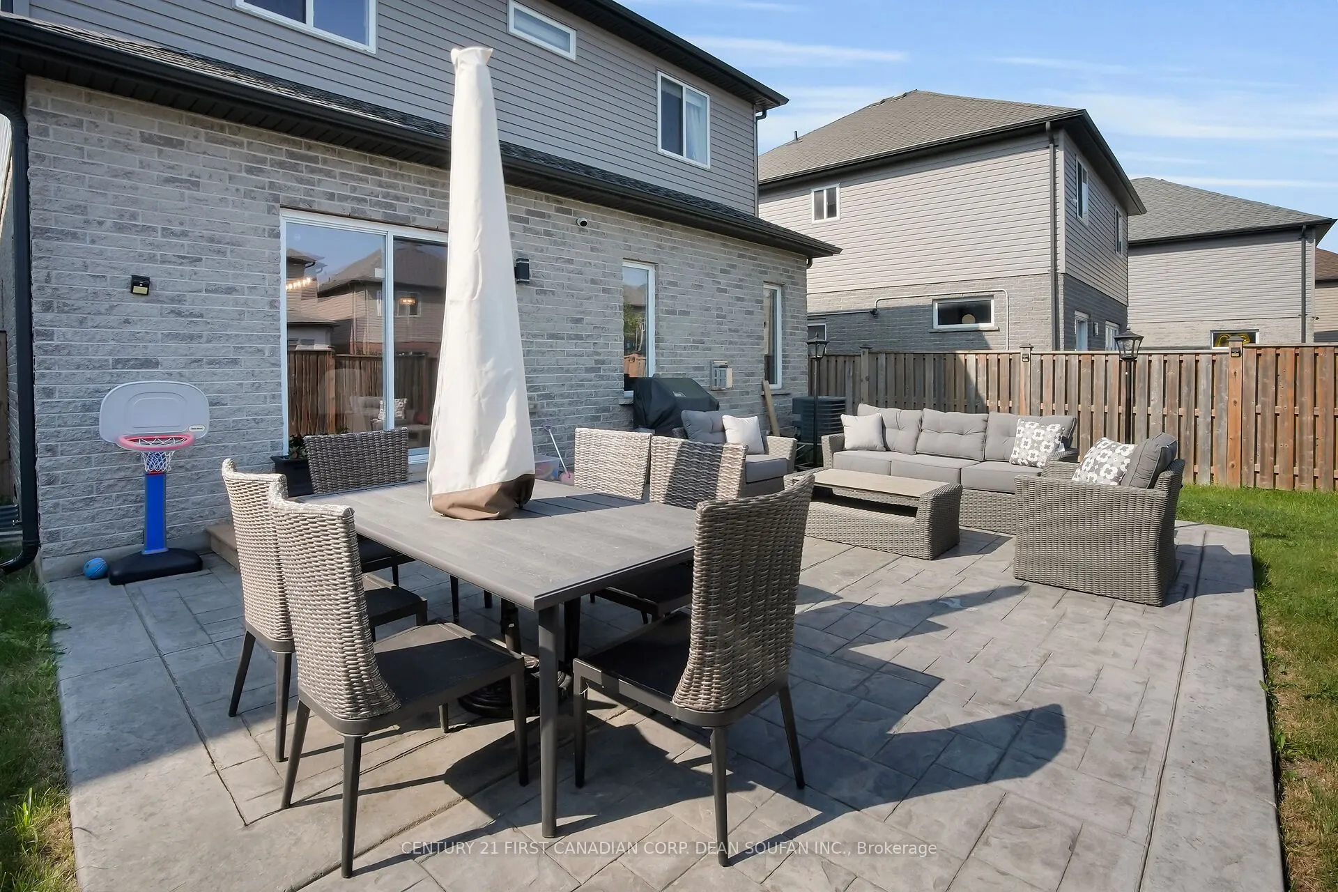 3560 Singleton Avenue, #30