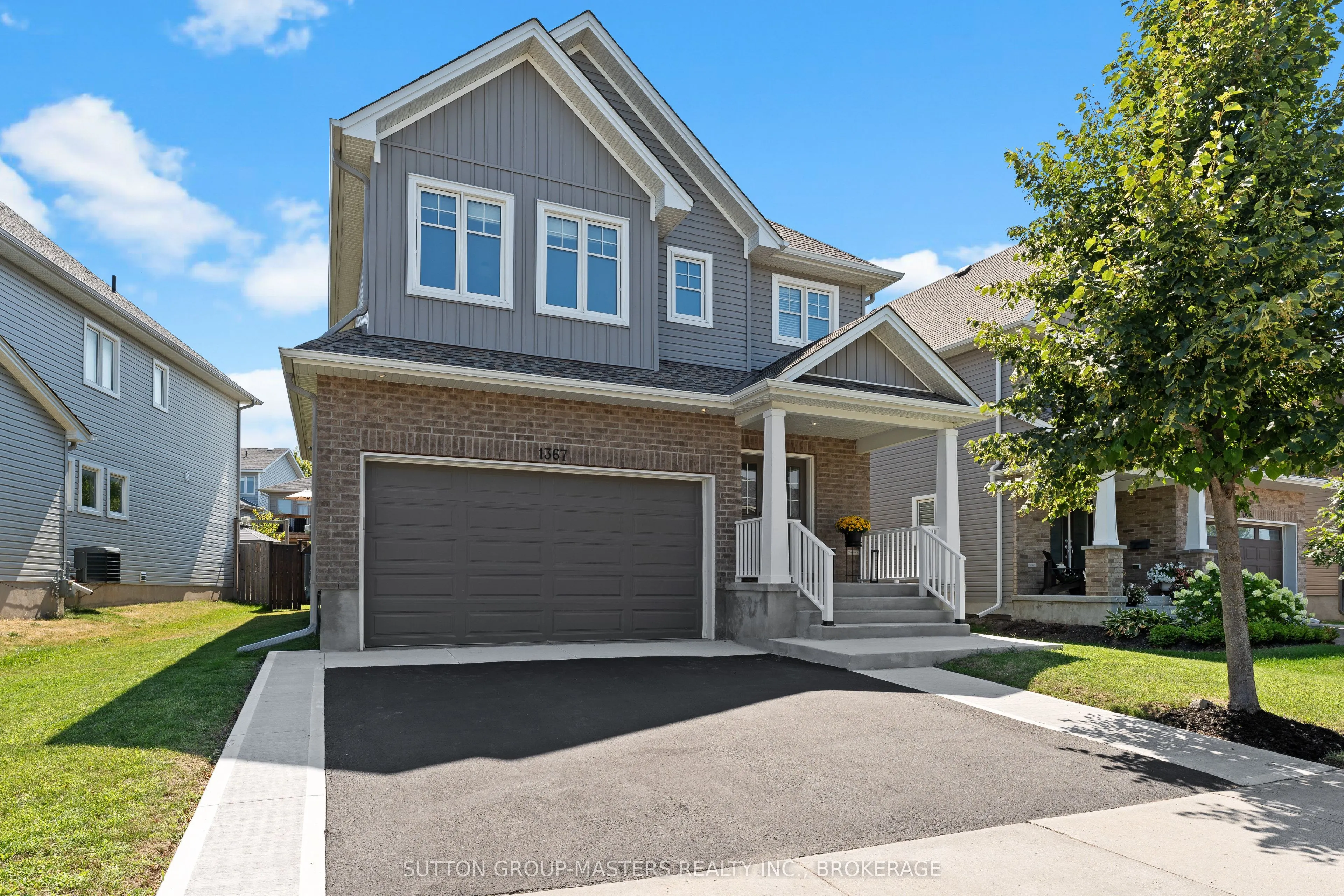 1367 Waterside Way
