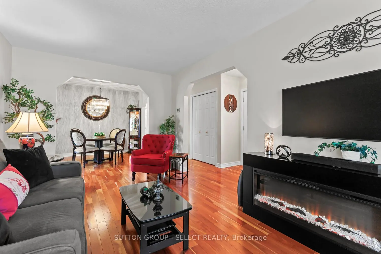 49 Neal Avenue