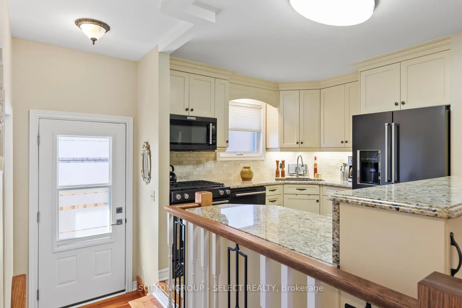 49 Neal Avenue