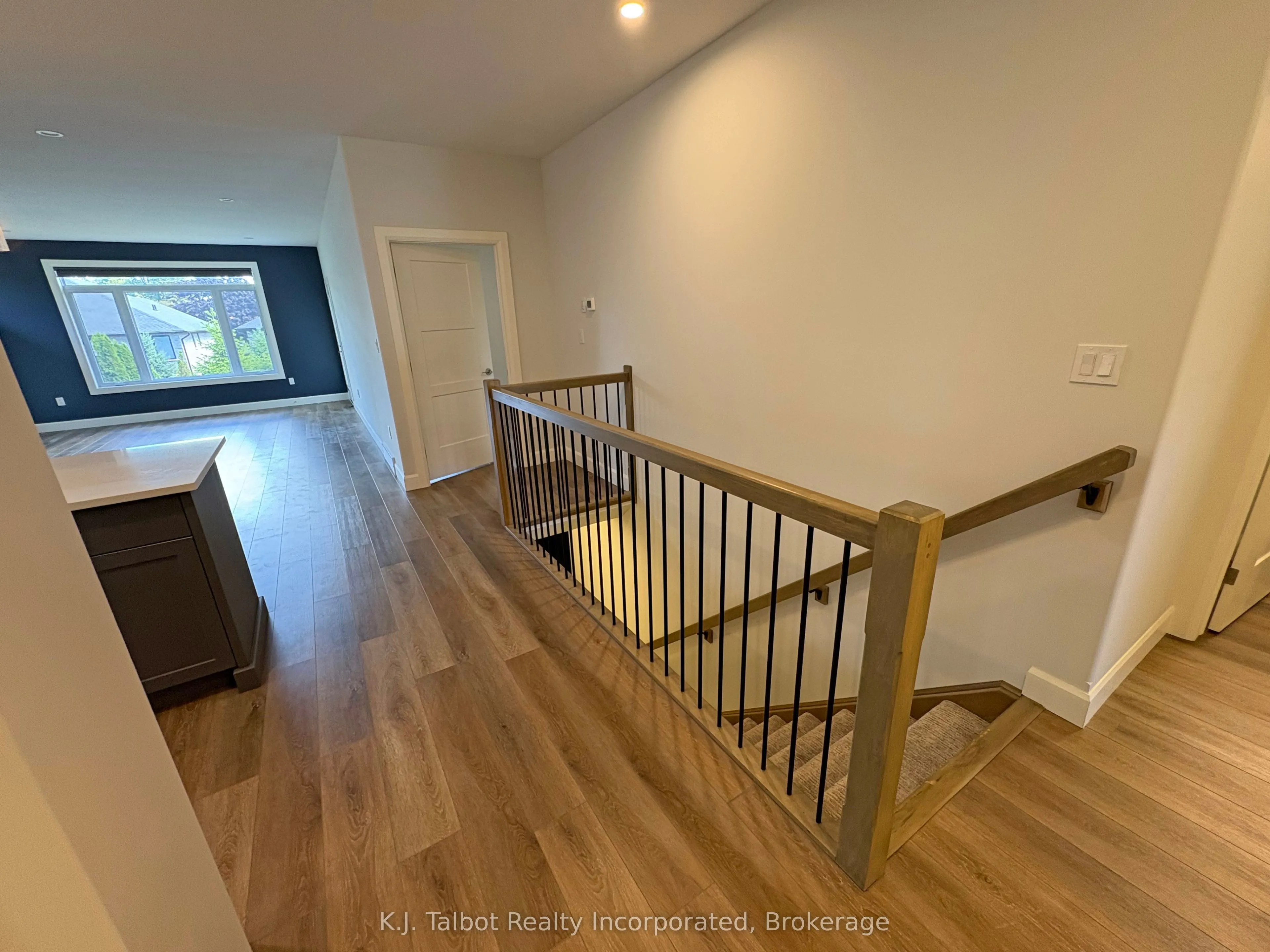339 South Street S