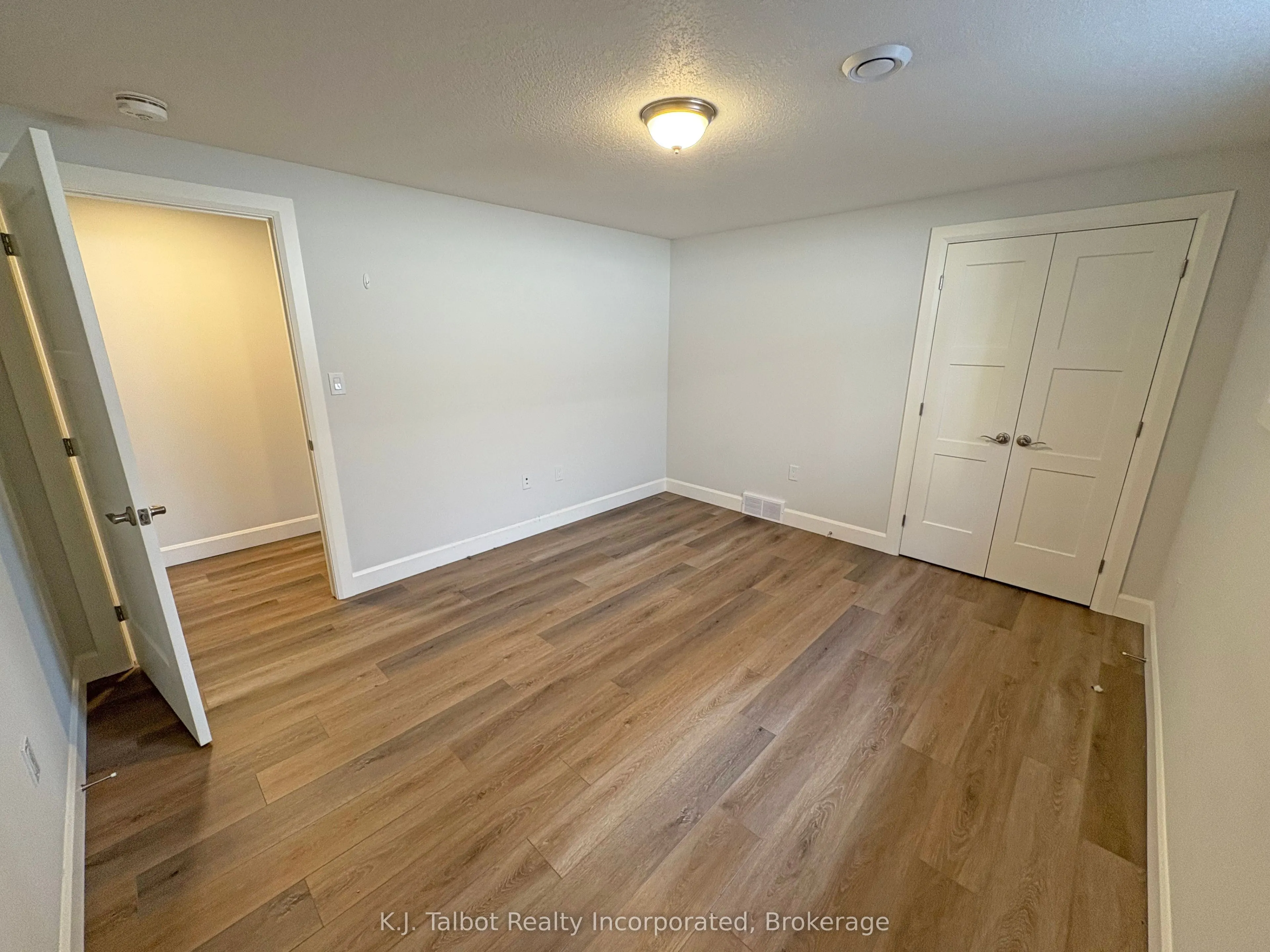 339 South Street S