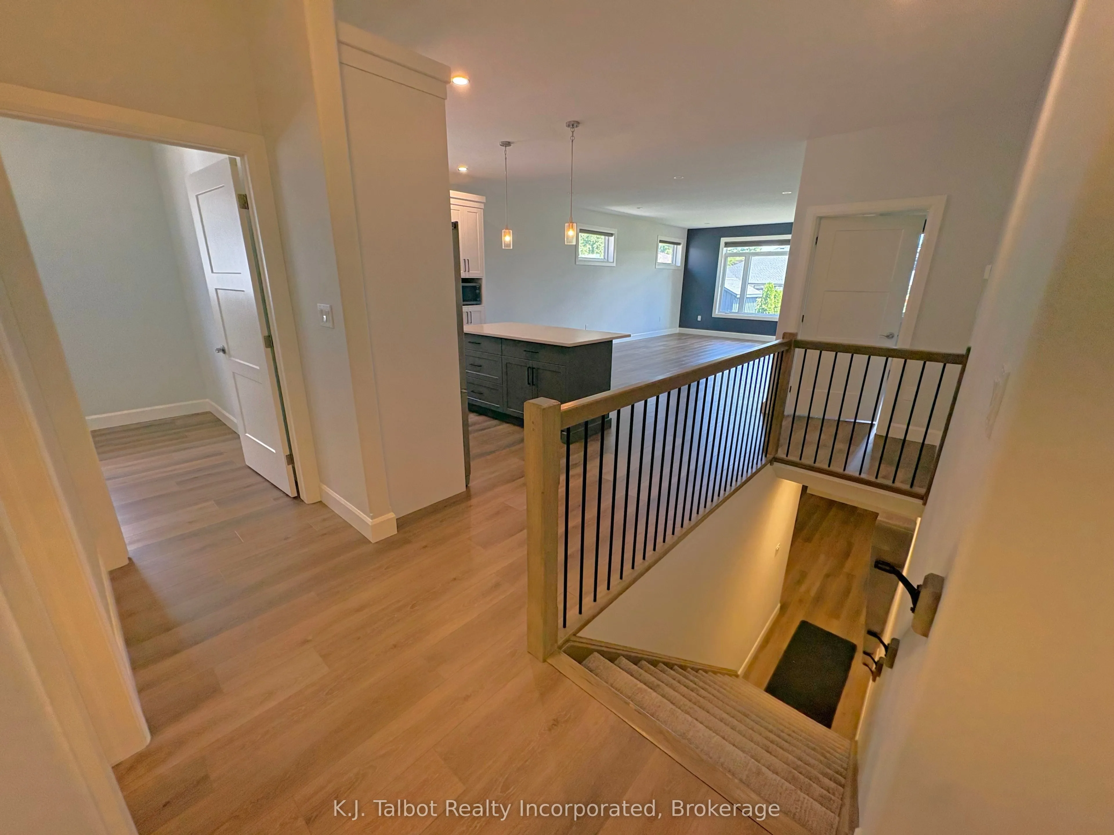 339 South Street S