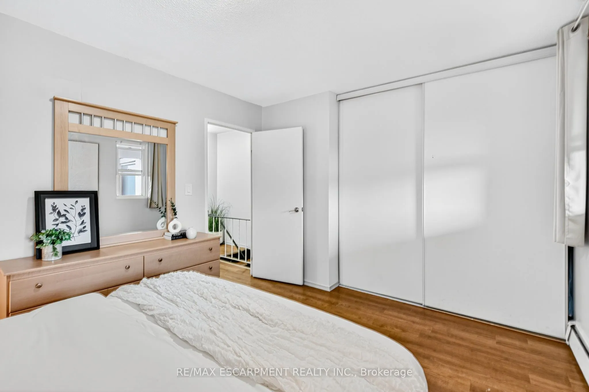 350 Quigley Road, #320