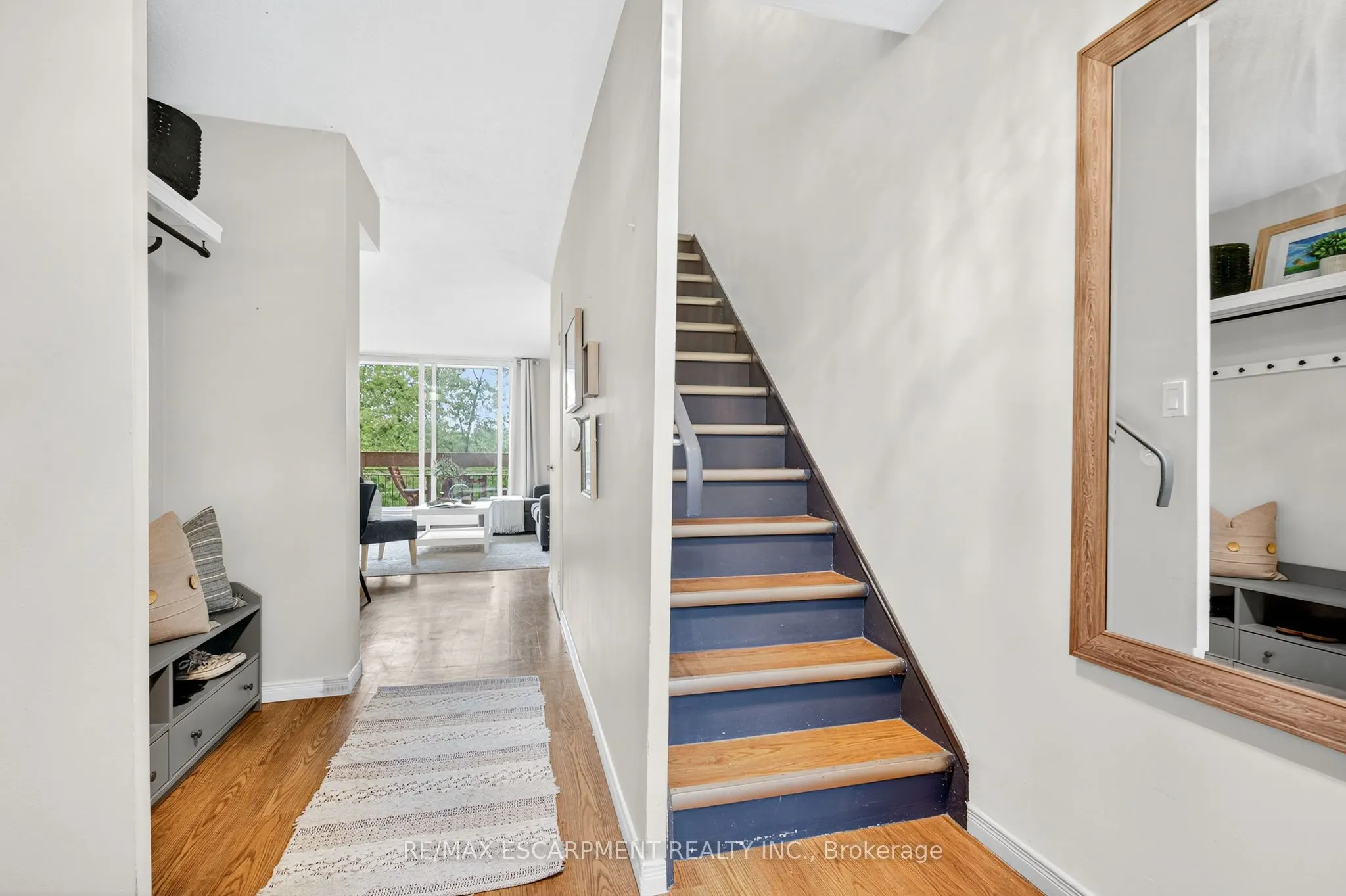 350 Quigley Road, #320